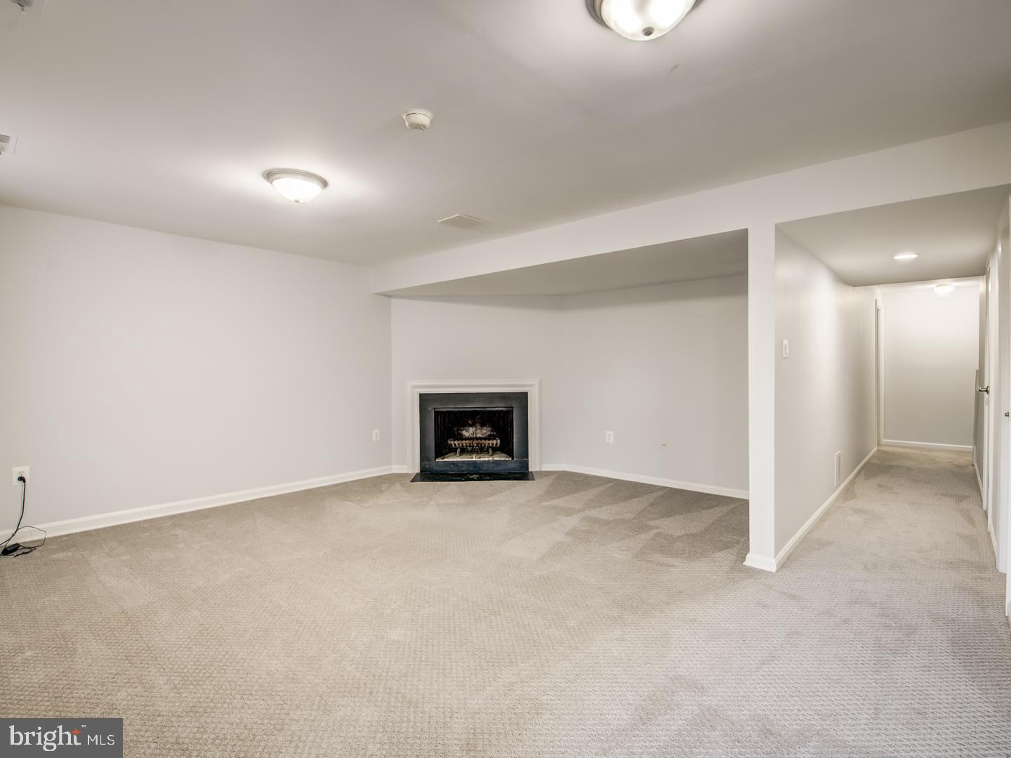 RESTON - Residential Lease