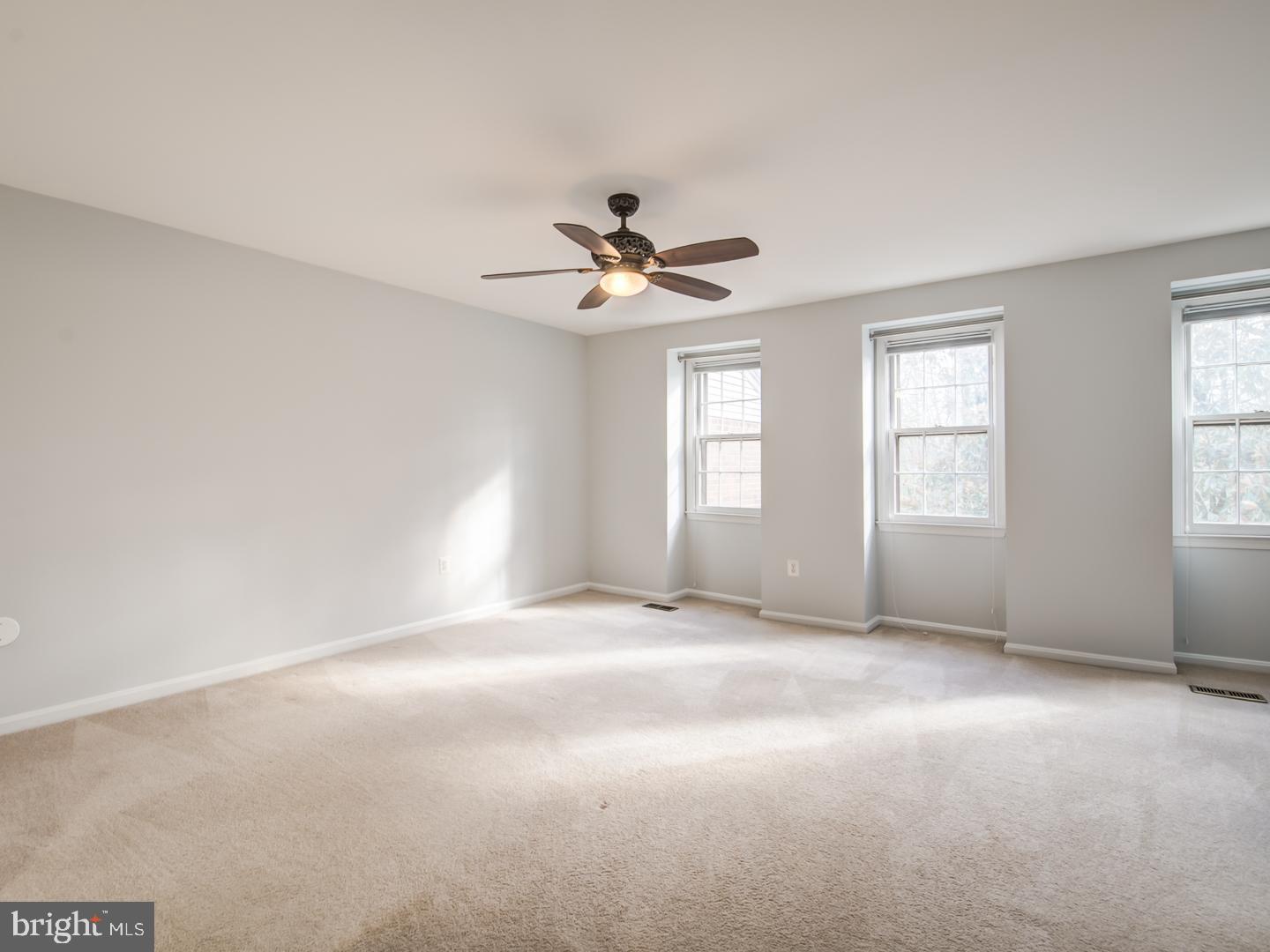 RESTON - Residential Lease