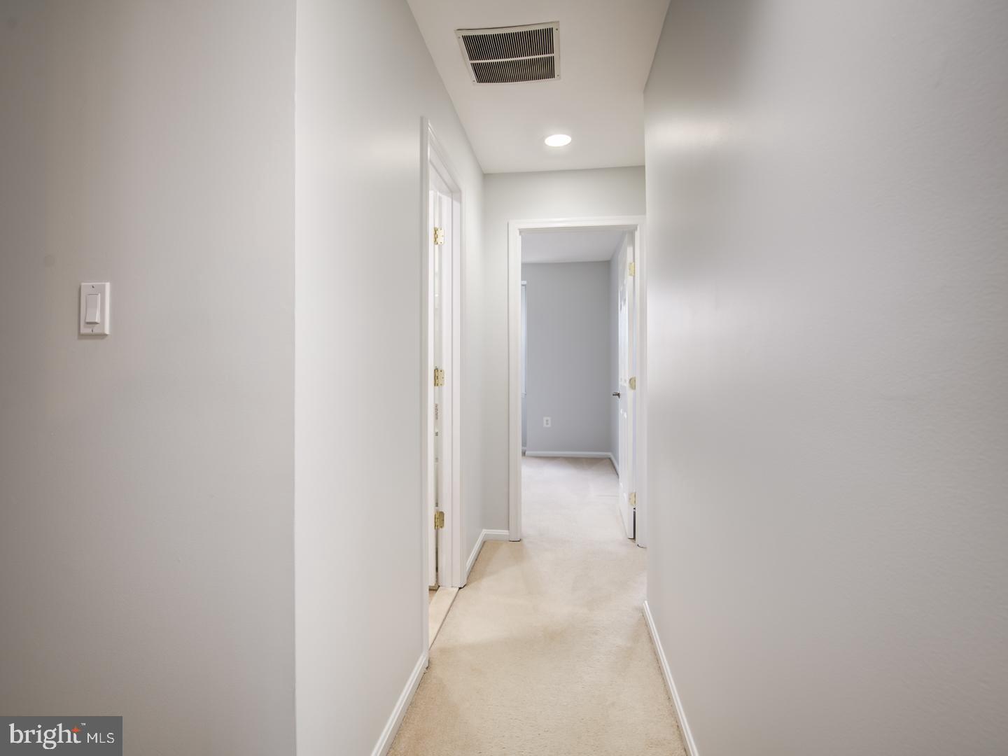 RESTON - Residential Lease