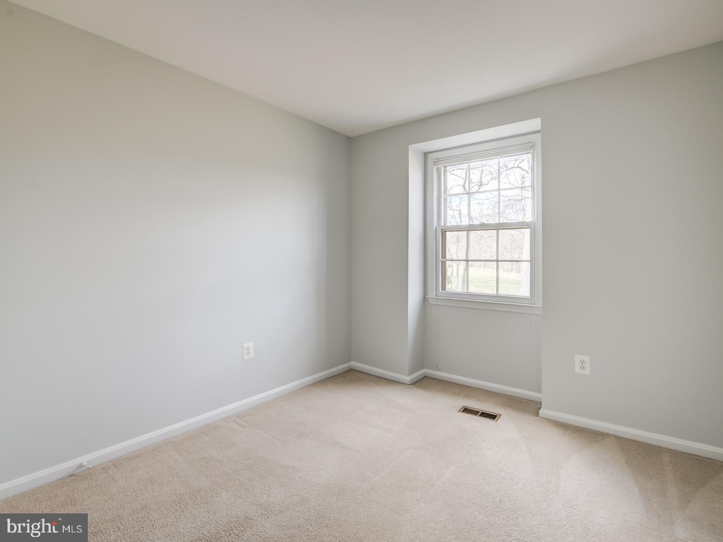 RESTON - Residential Lease