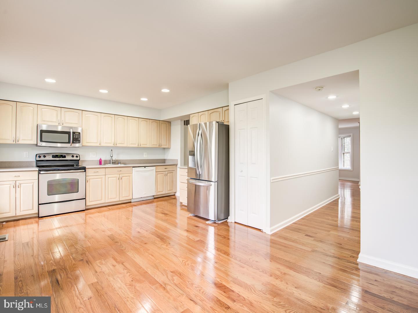 RESTON - Residential Lease