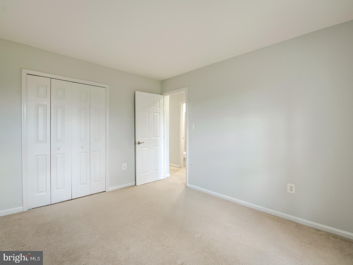 RESTON - Residential Lease