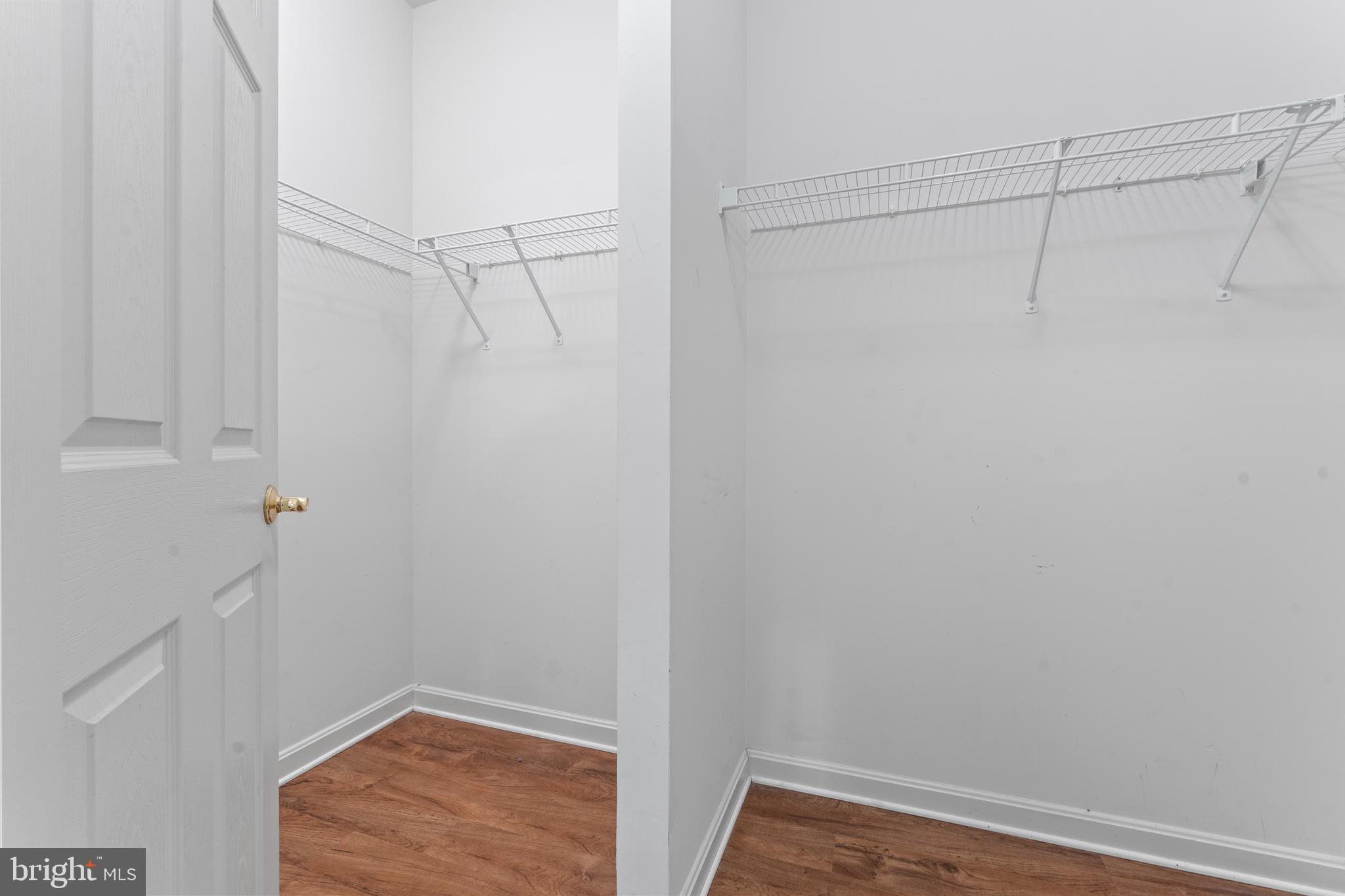 VILLAGE OF FOX MEADOW - Residential