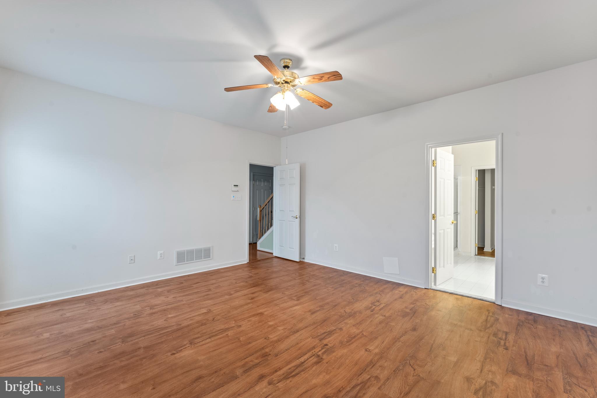 VILLAGE OF FOX MEADOW - Residential