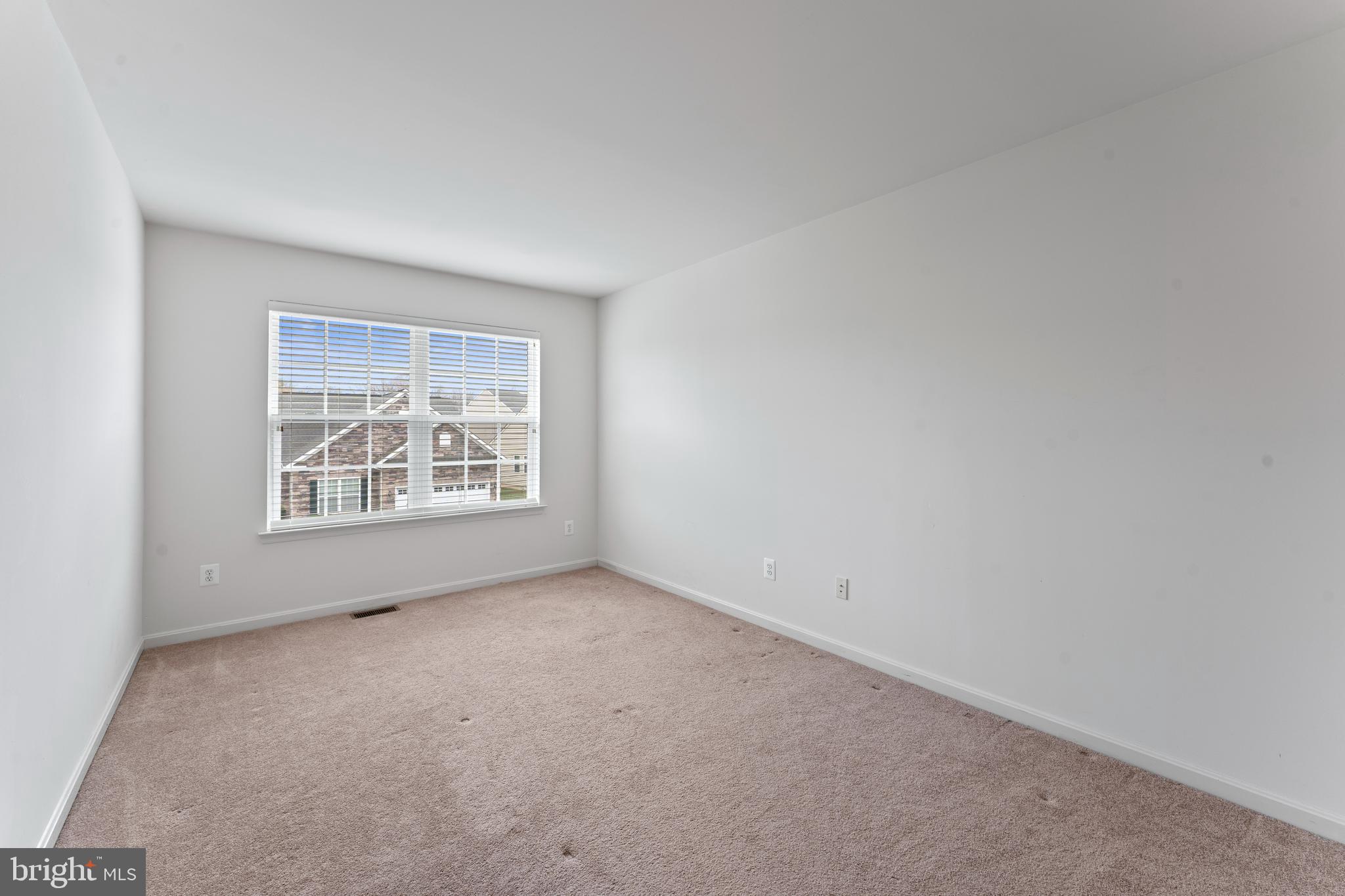 VILLAGE OF FOX MEADOW - Residential