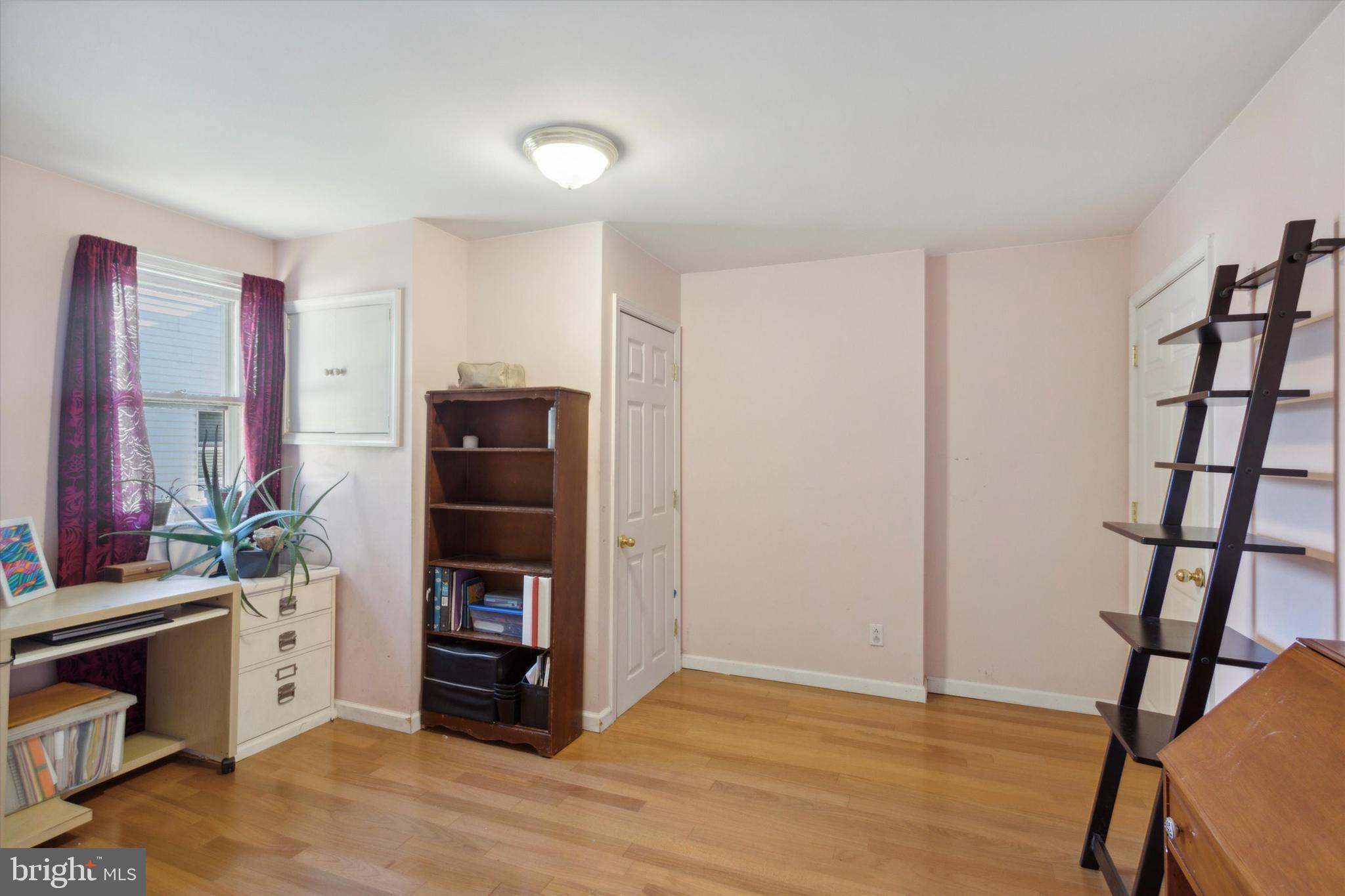 RIDLEY FARMS - Residential