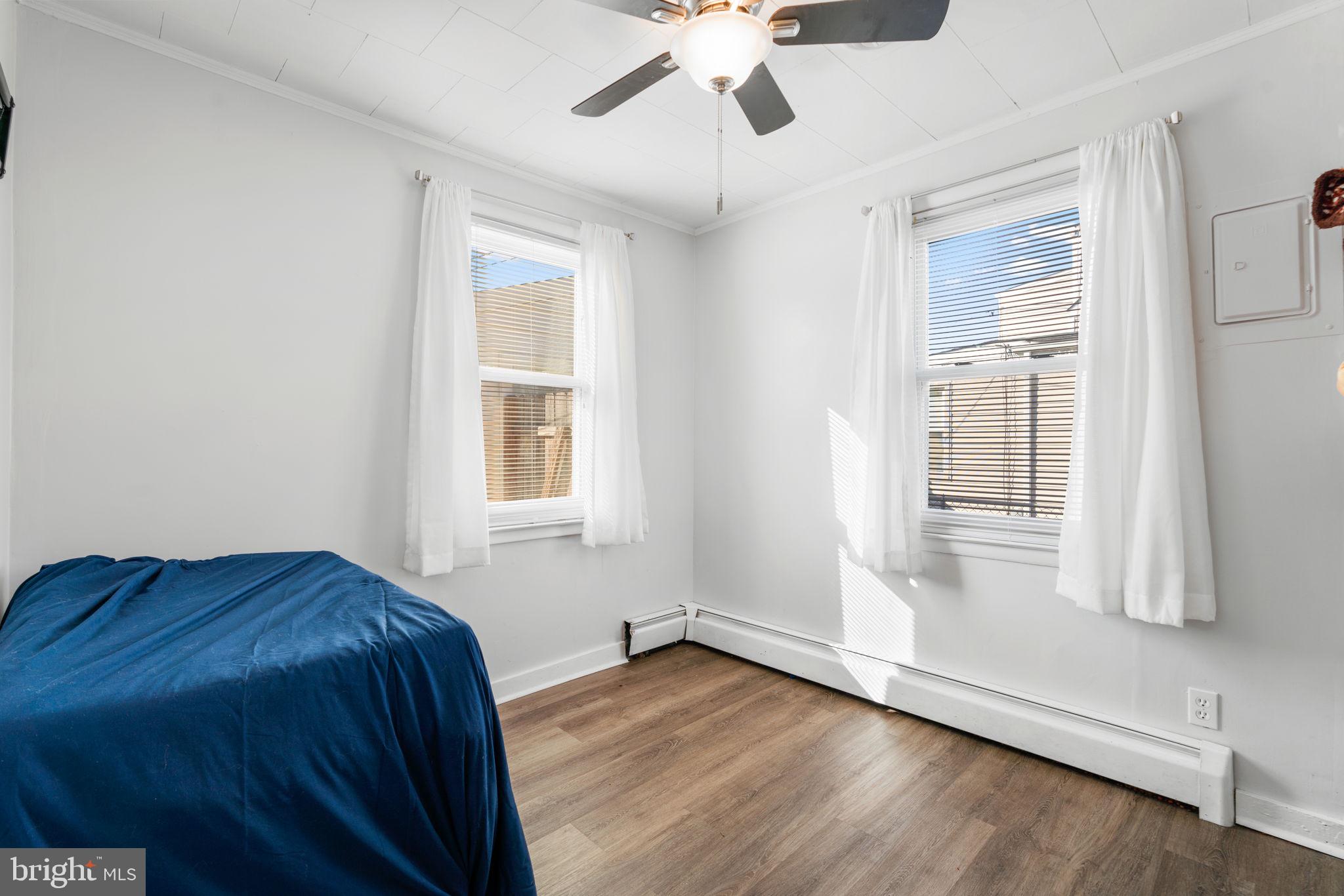 EDGEMERE/SPARROWS POINT - Residential