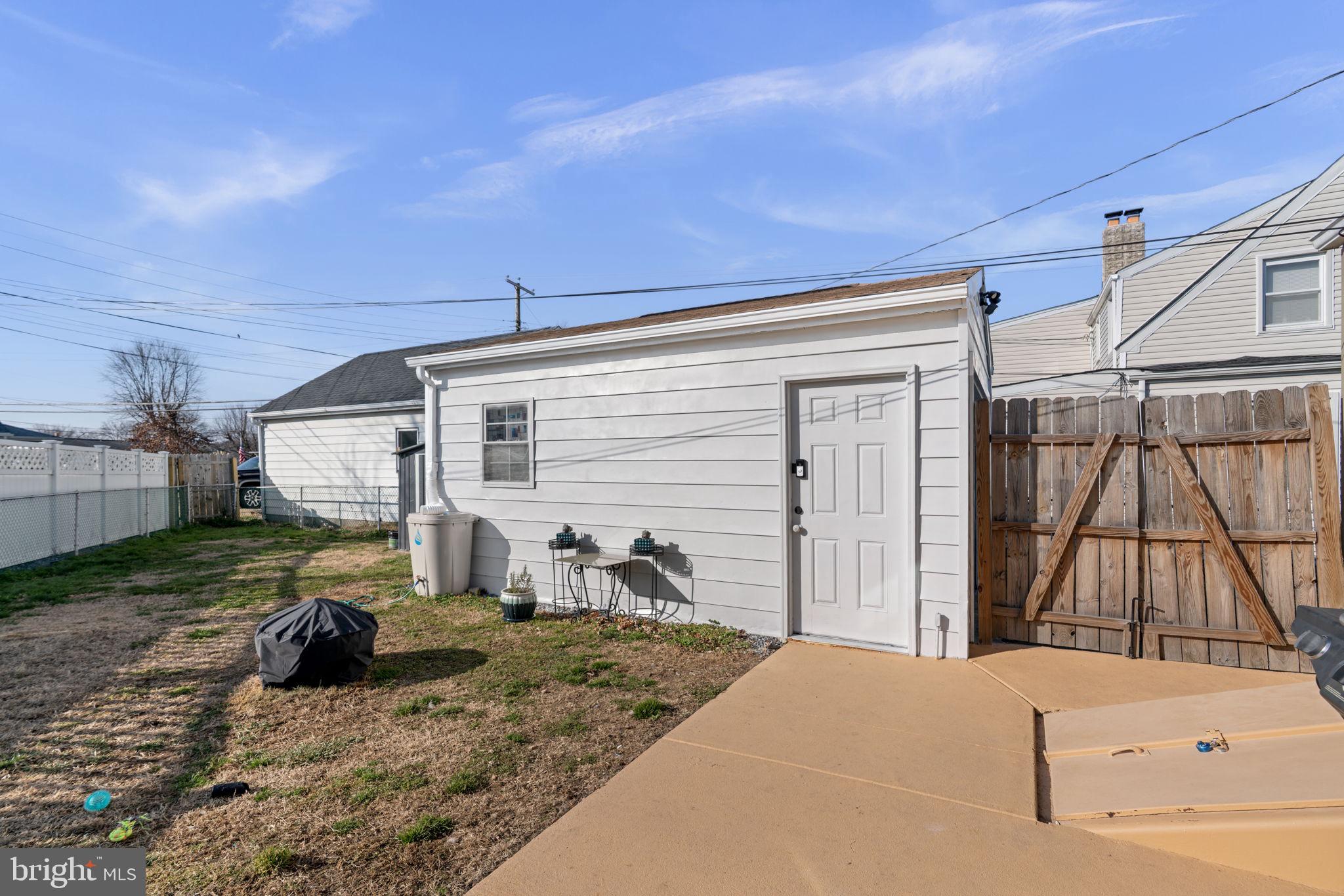 EDGEMERE/SPARROWS POINT - Residential