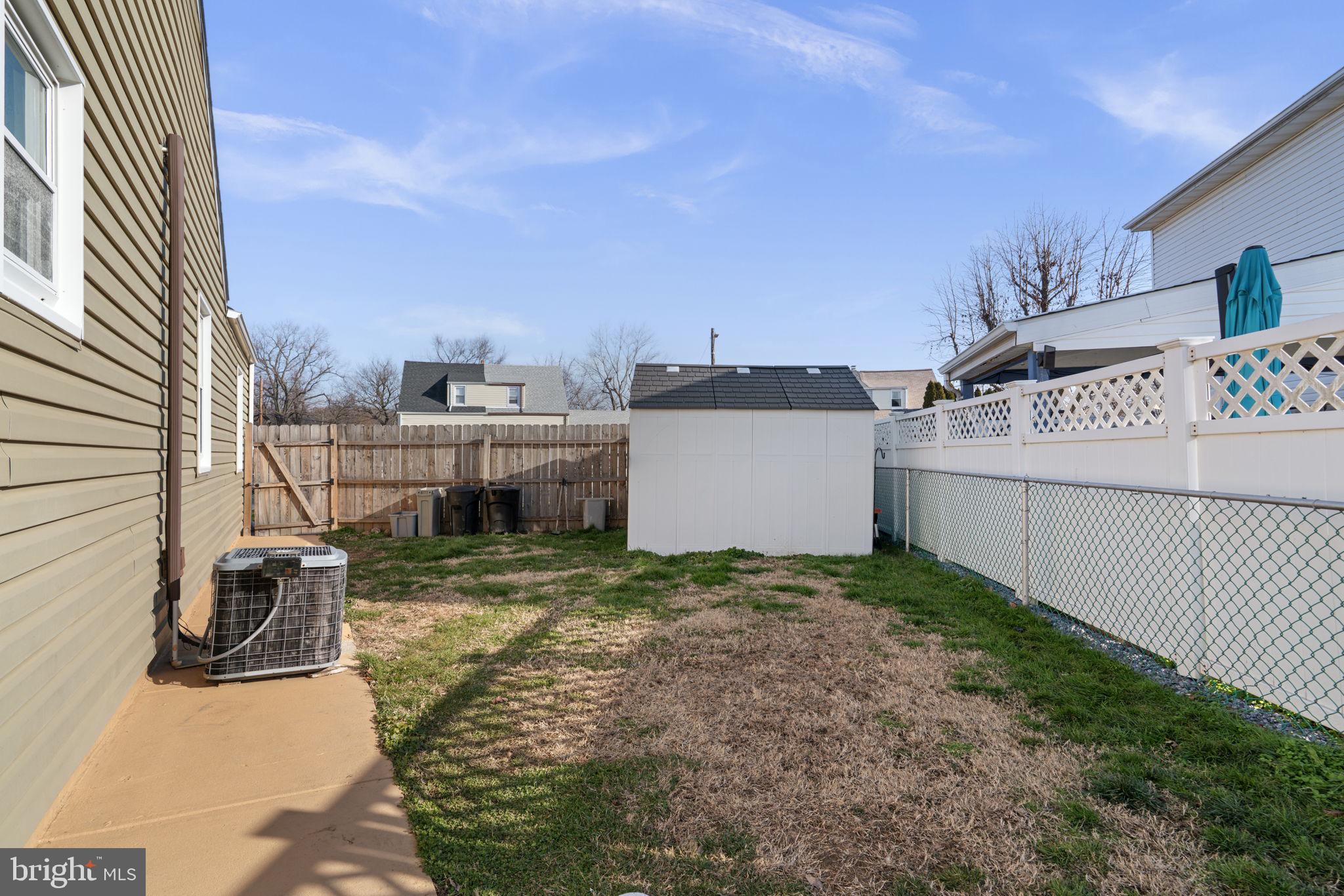 EDGEMERE/SPARROWS POINT - Residential