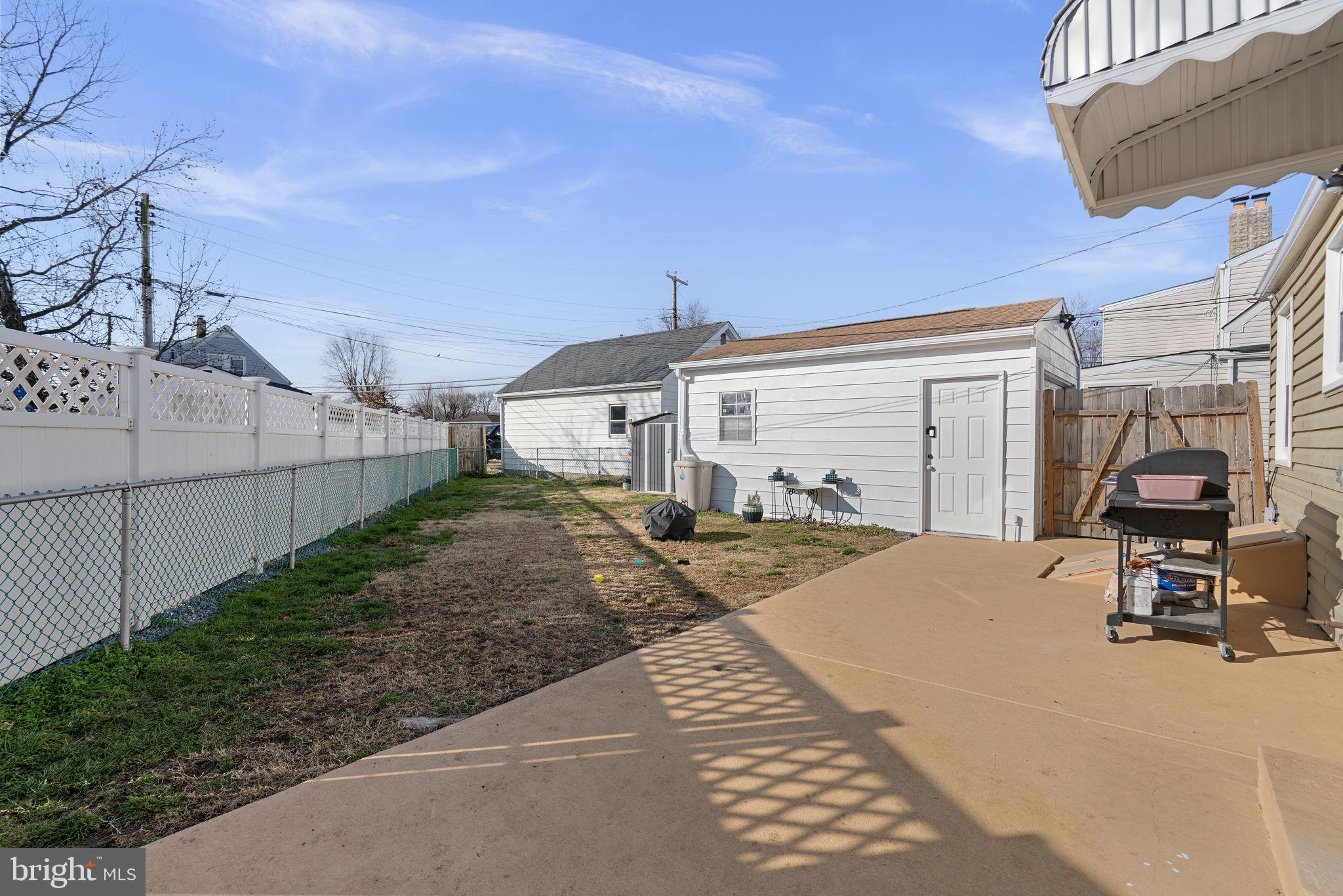 EDGEMERE/SPARROWS POINT - Residential