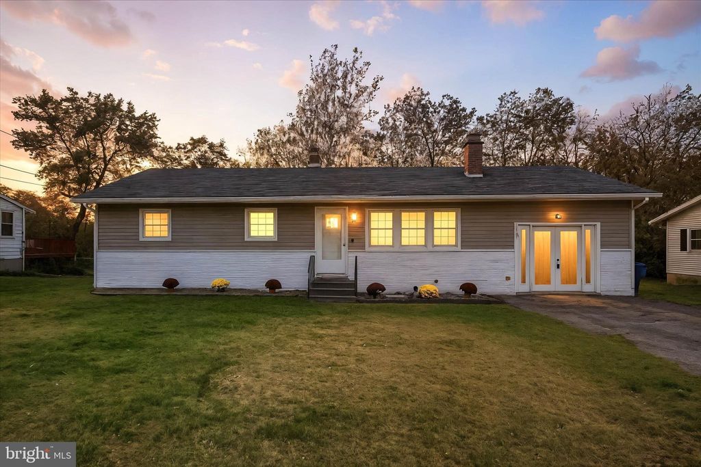 Photo of 120 S Queen Street, BIGLERVILLE, PA 17307 (MLS # PAAD2019846)