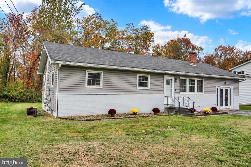 Photo of 120 S Queen Street, BIGLERVILLE, PA 17307 (MLS # PAAD2019846)