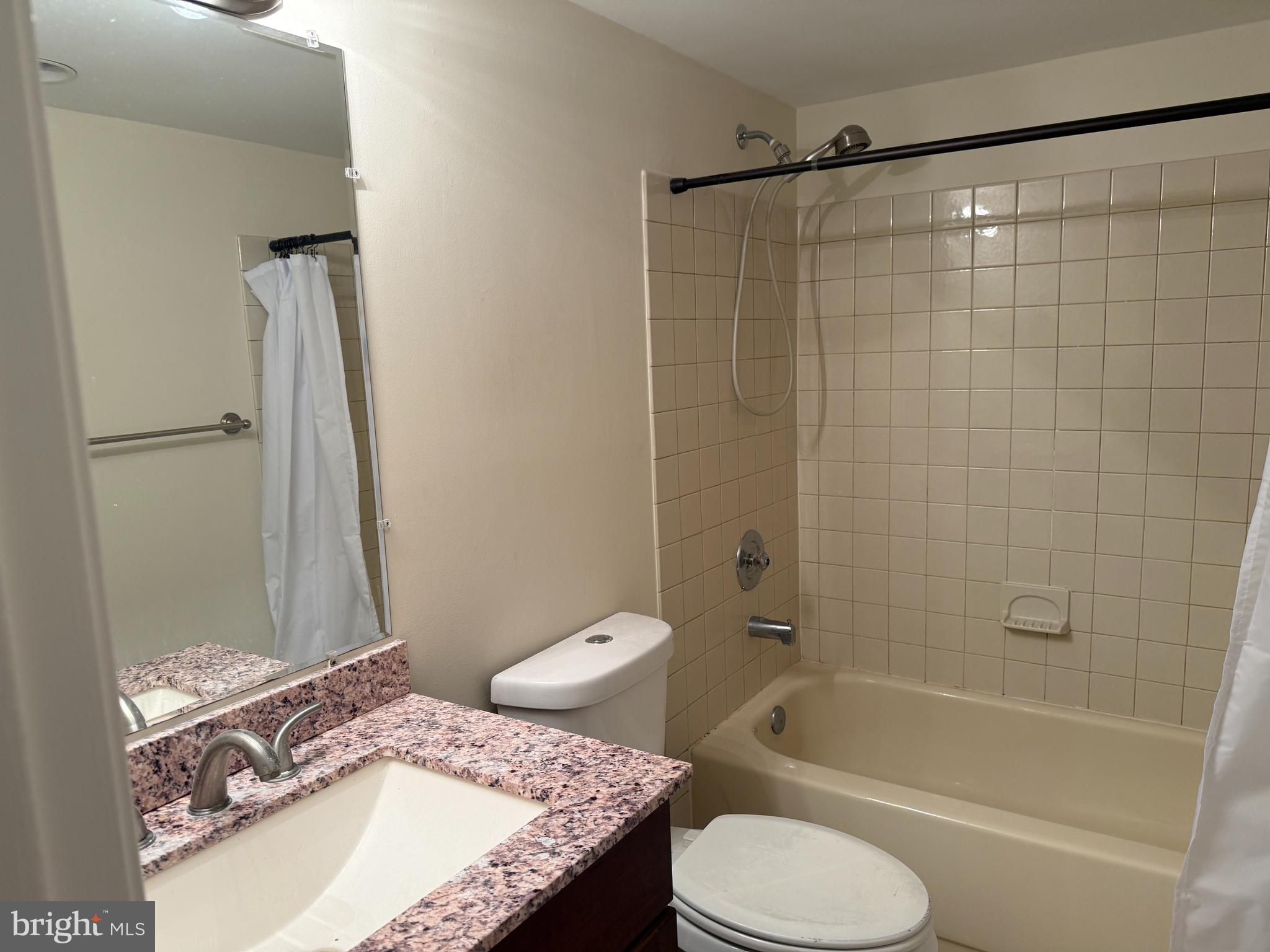 THE PLAZA - Residential Lease