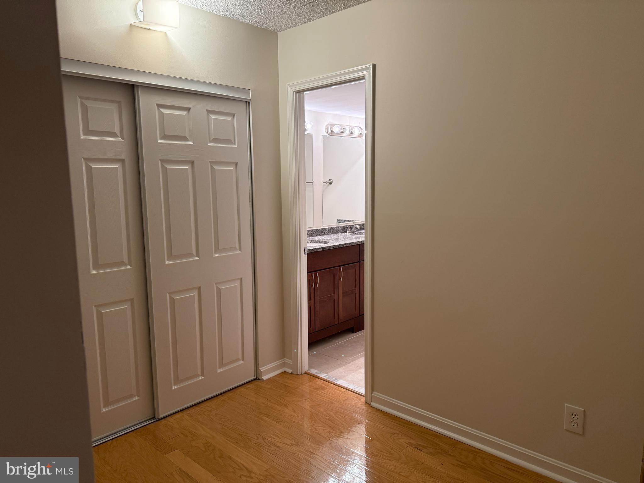 THE PLAZA - Residential Lease