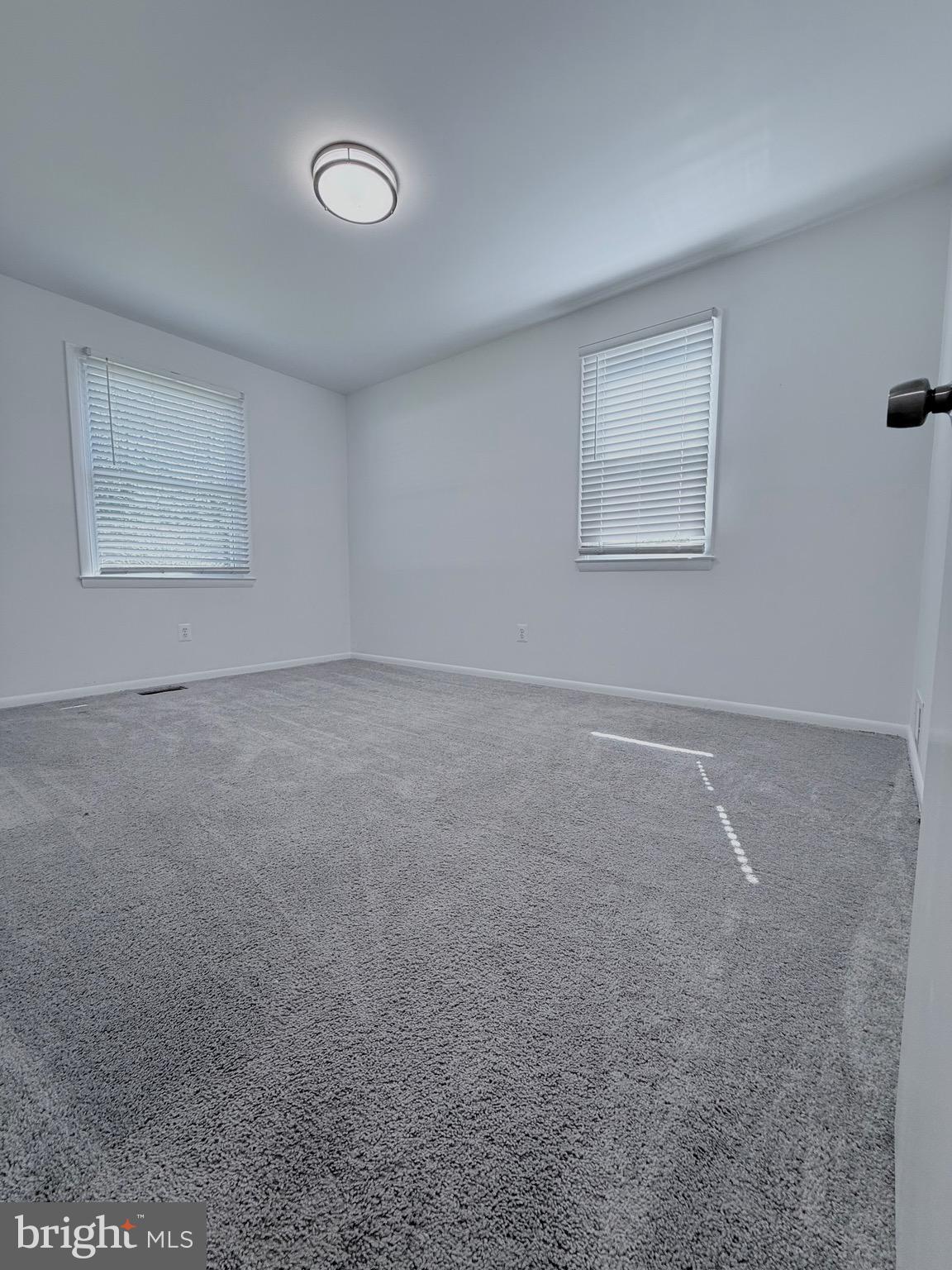 LIVINGSTON GROVE - Residential Lease