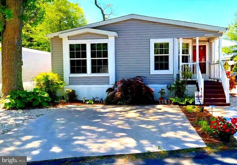 Mobile Home For Sale - 25868 American Avenue<br/> Sussex County, MILLSBORO, DE 19966