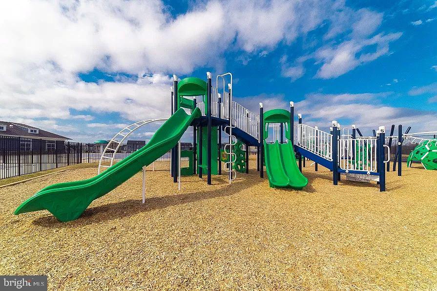 CLARK'S REST - Residential