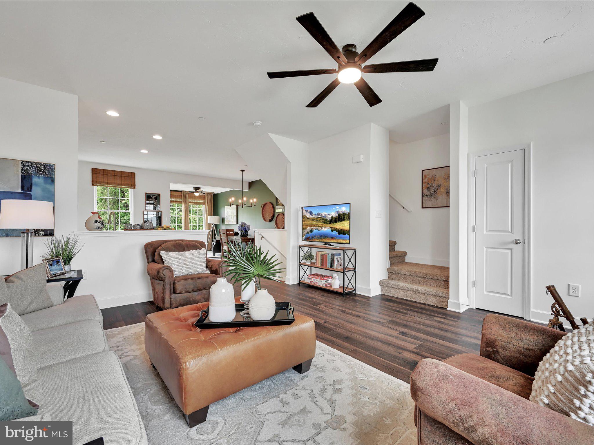 HOMESTEAD ACRES - Residential