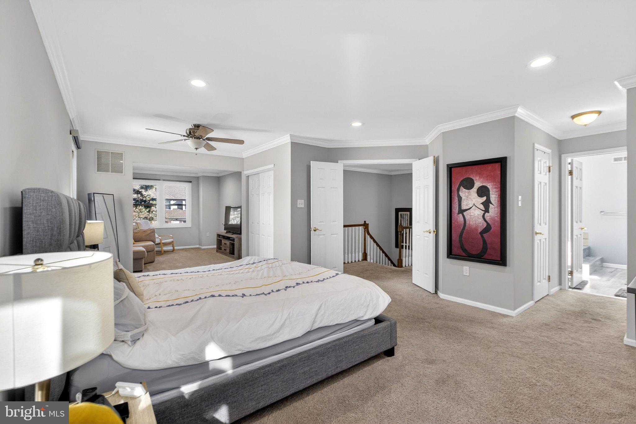 COLLEGEVILLE CROSS - Residential