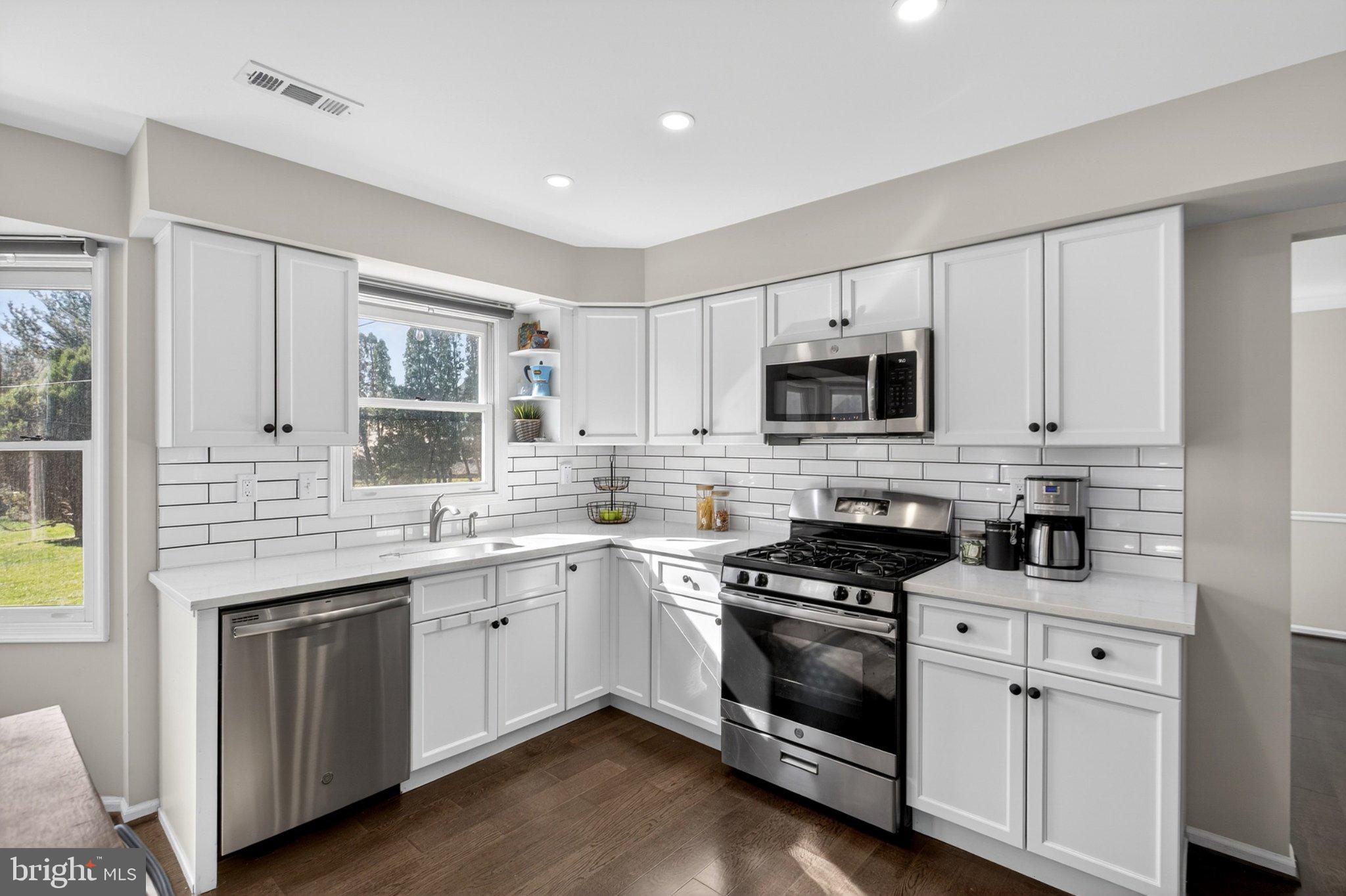 COLLEGEVILLE CROSS - Residential