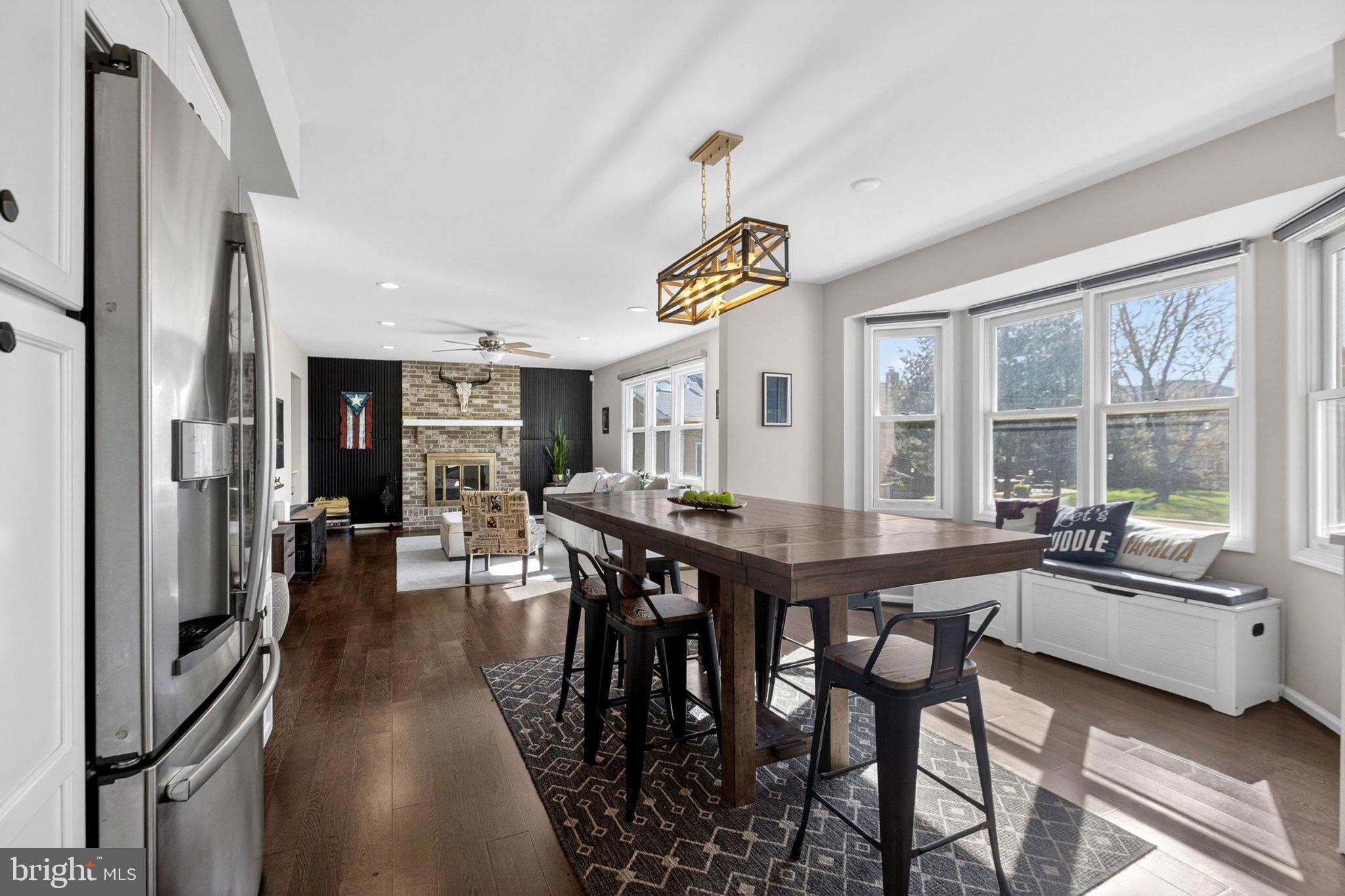 COLLEGEVILLE CROSS - Residential