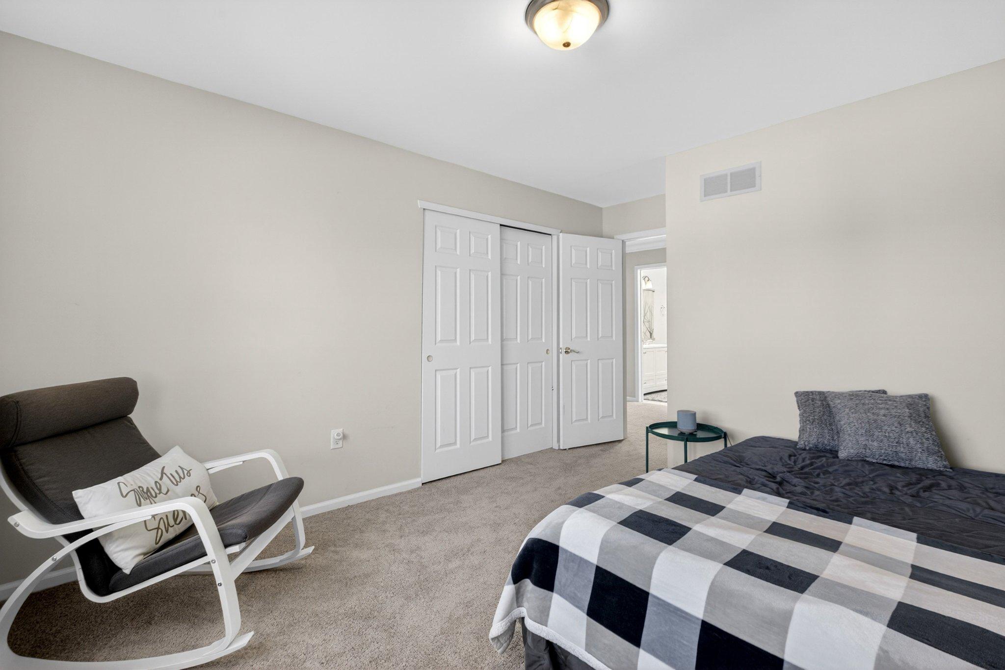 COLLEGEVILLE CROSS - Residential