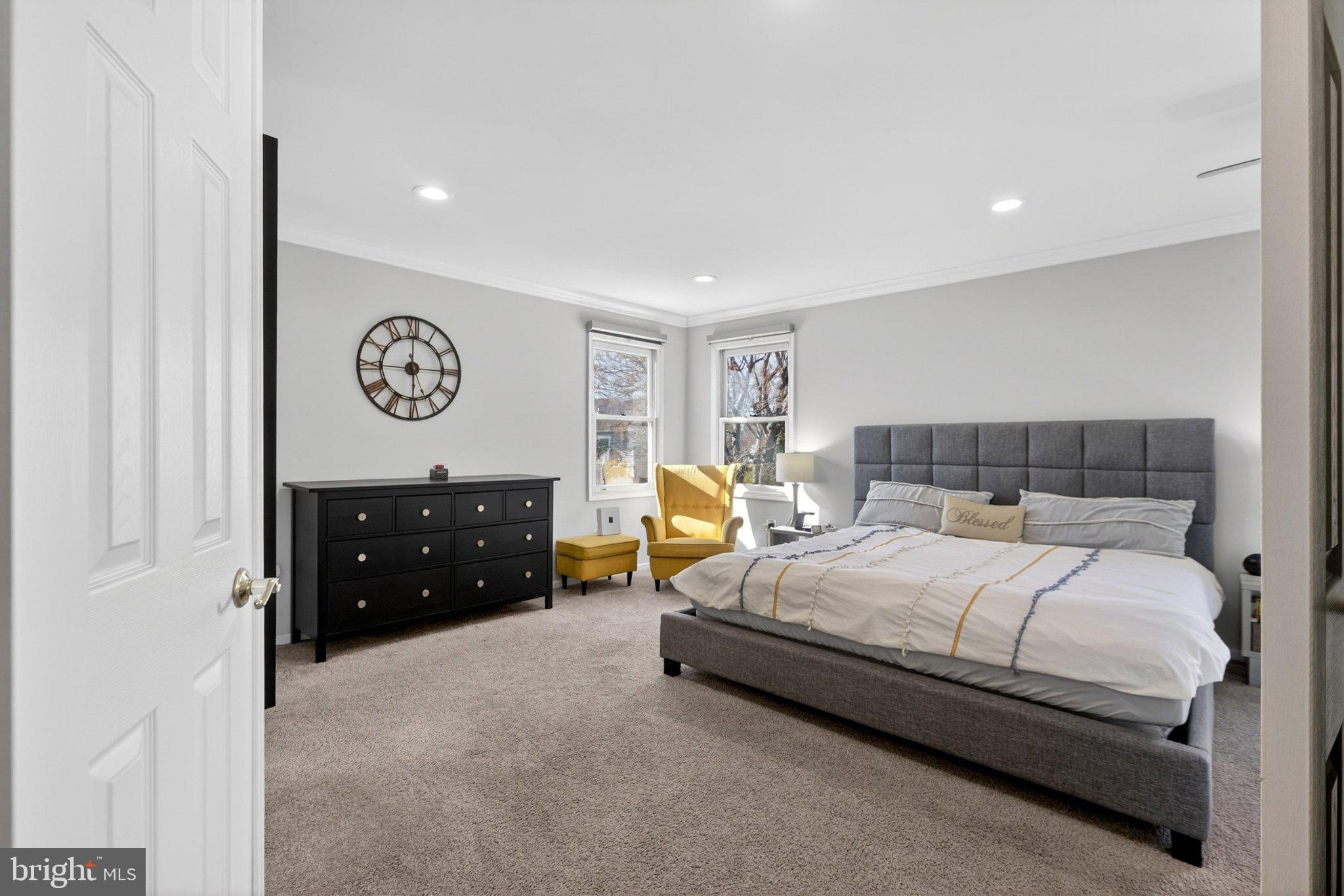 COLLEGEVILLE CROSS - Residential