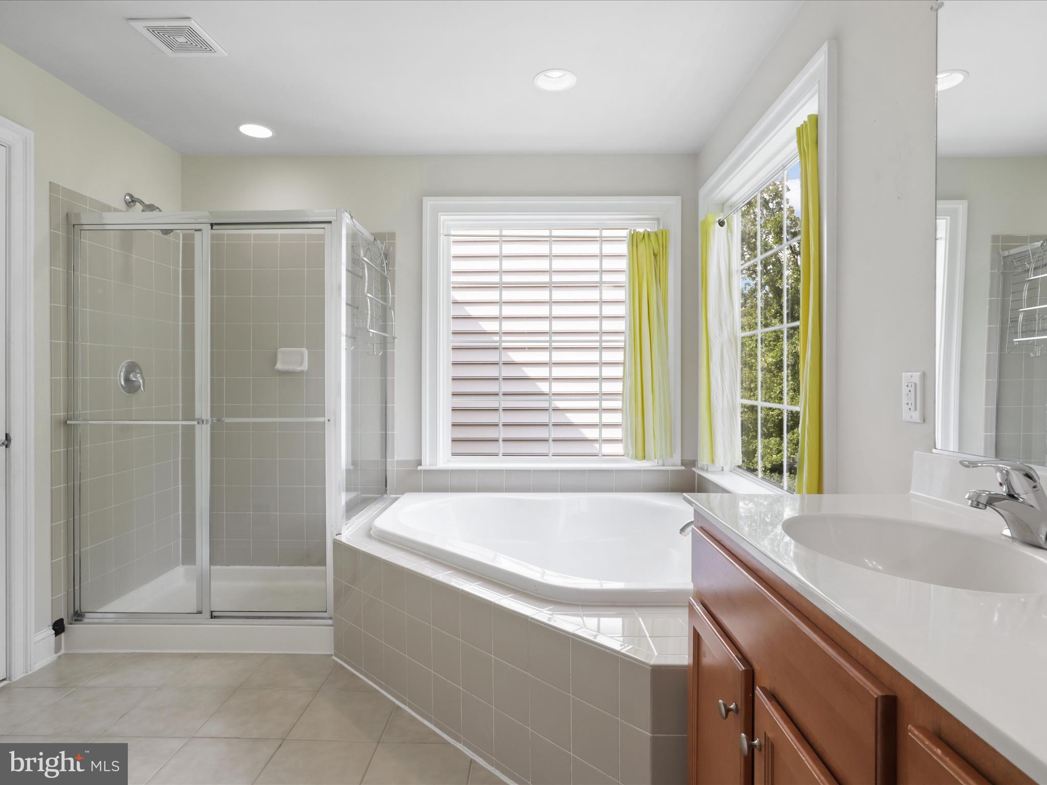 RESERVE AT SOUTH RIDING - Residential Lease