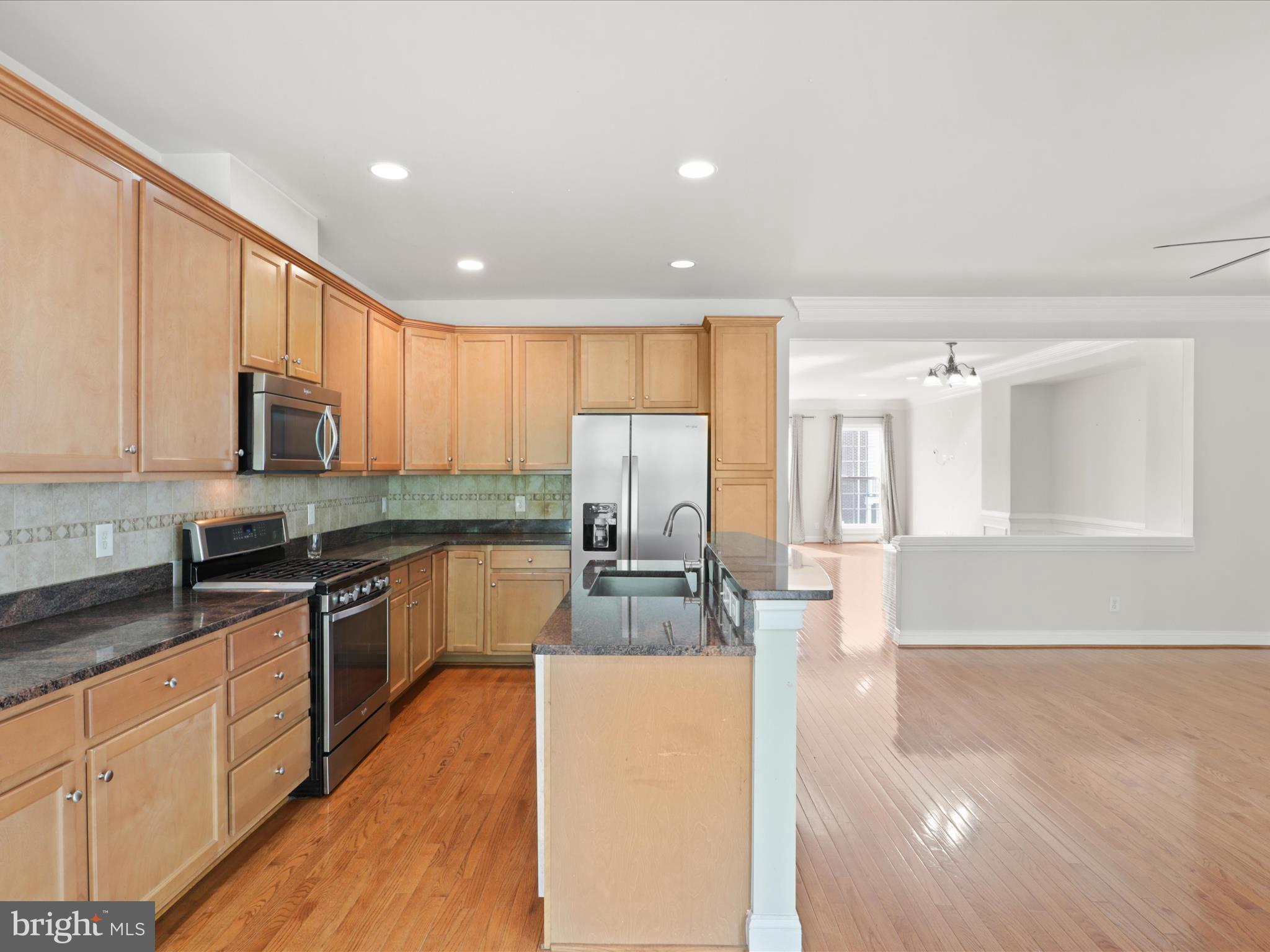 RESERVE AT SOUTH RIDING - Residential Lease