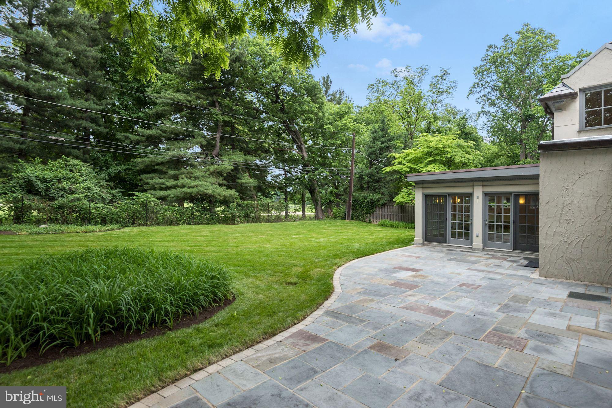 CHEVY CHASE VILLAGE - Residential