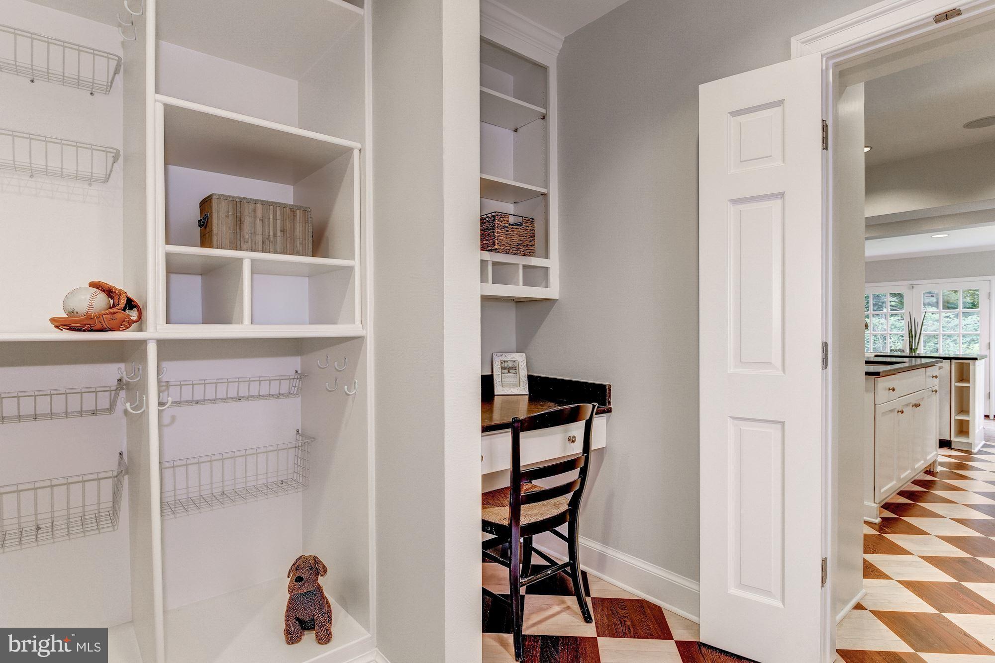 CHEVY CHASE VILLAGE - Residential