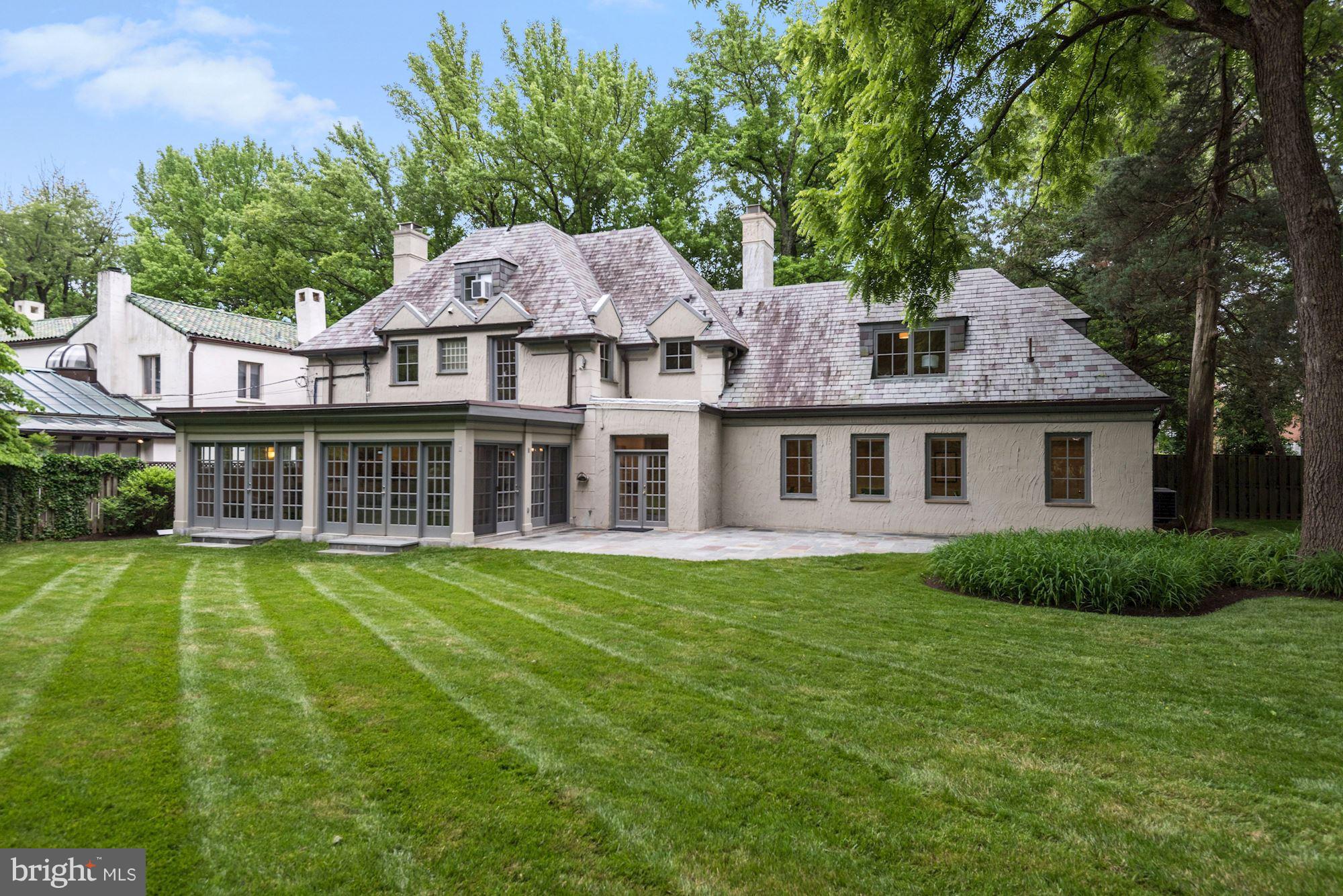 CHEVY CHASE VILLAGE - Residential