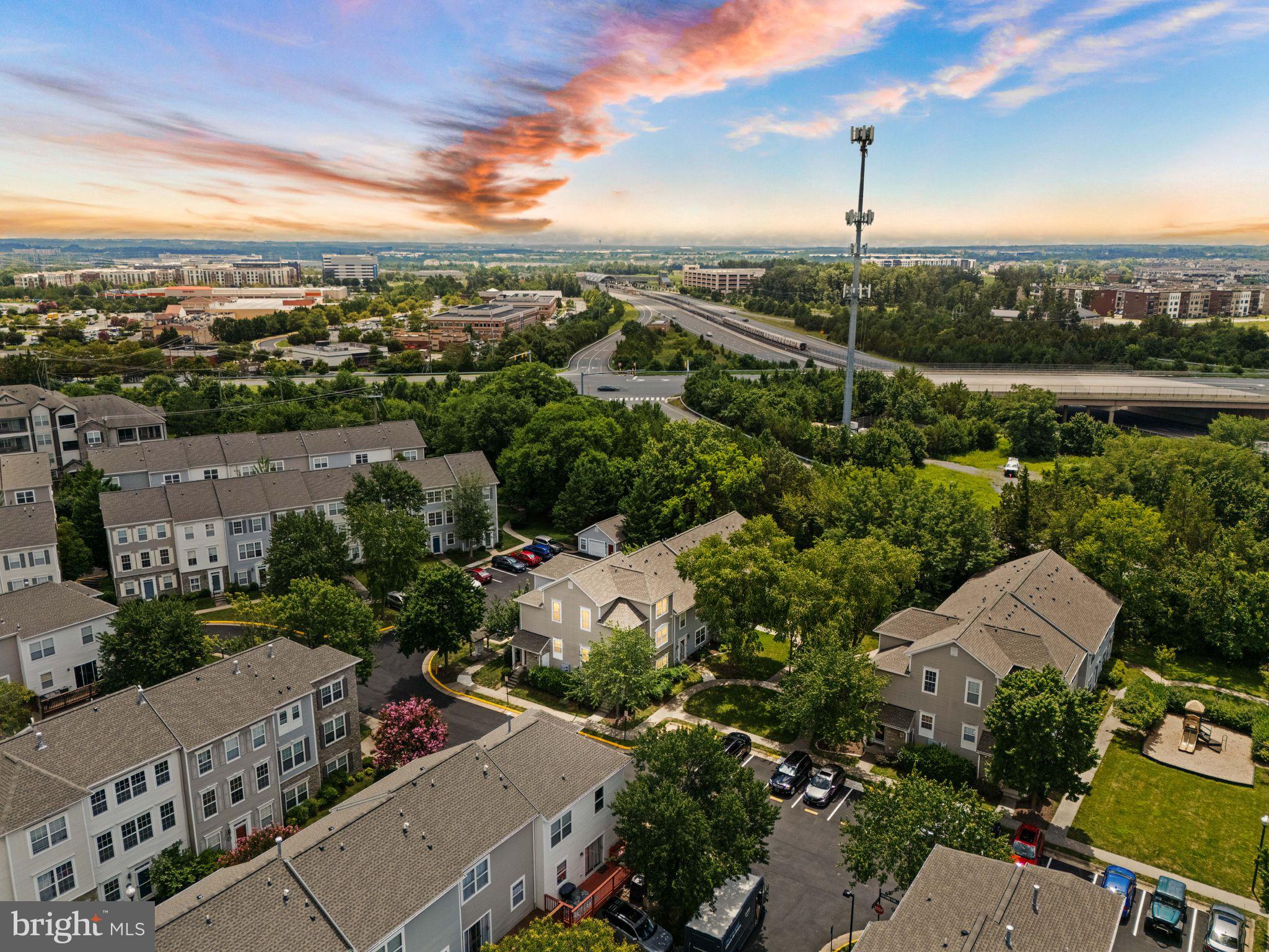 43573 PATCHING POND SQUARE