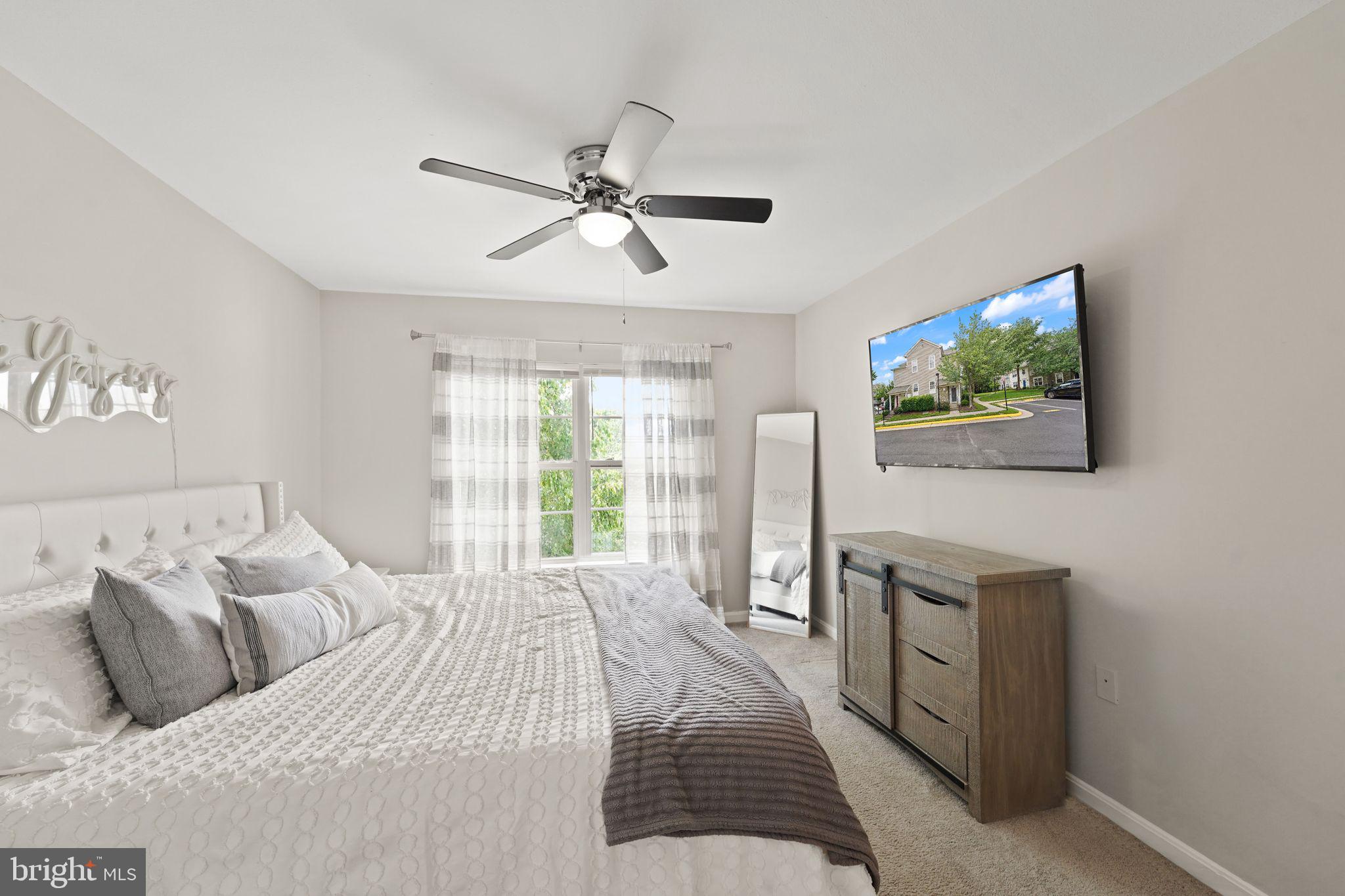 PARKSIDE AT ASHBURN - Residential