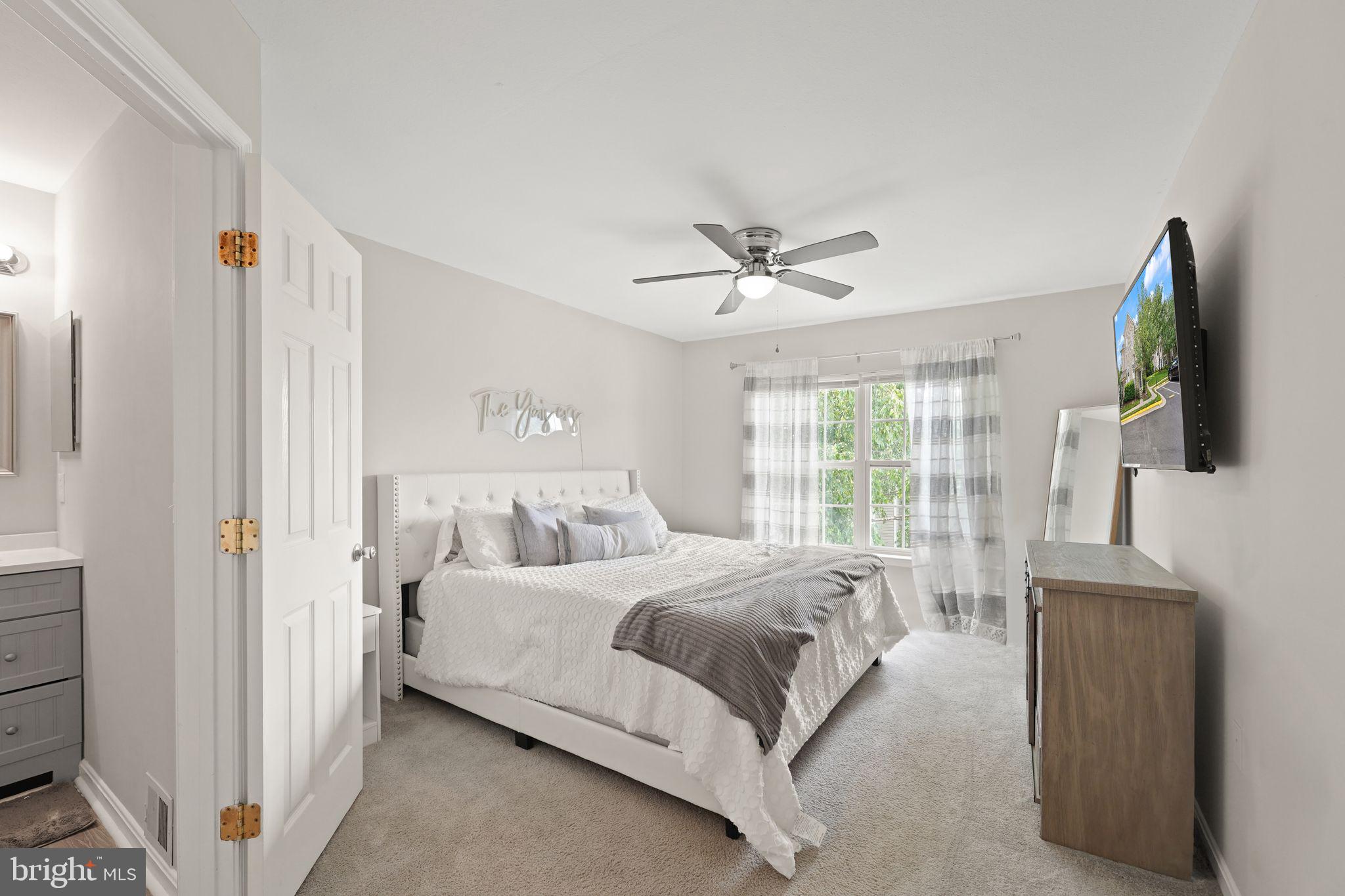 PARKSIDE AT ASHBURN - Residential