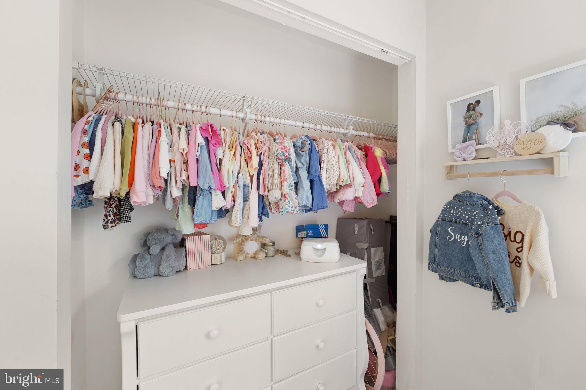 PARKSIDE AT ASHBURN - Residential