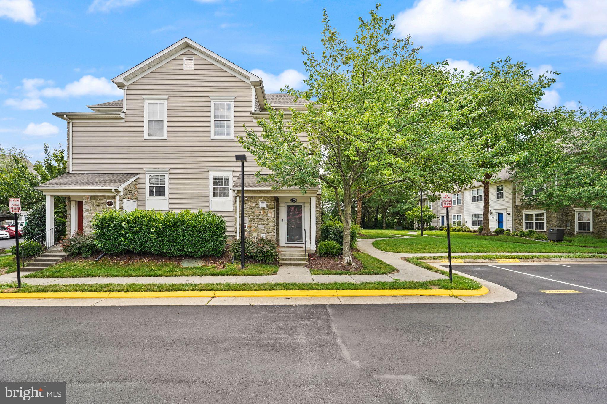 PARKSIDE AT ASHBURN - Residential