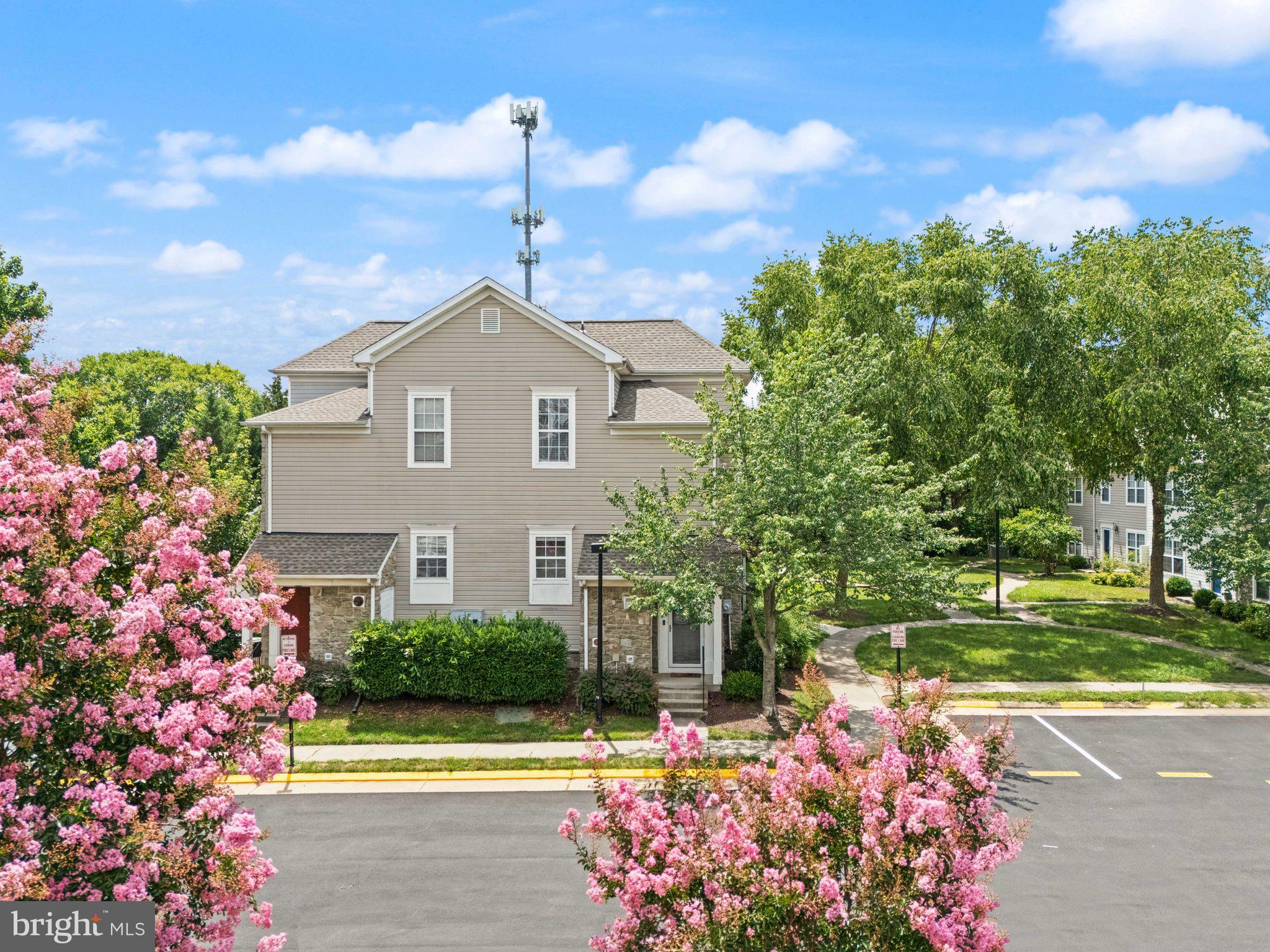 43573 PATCHING POND SQUARE