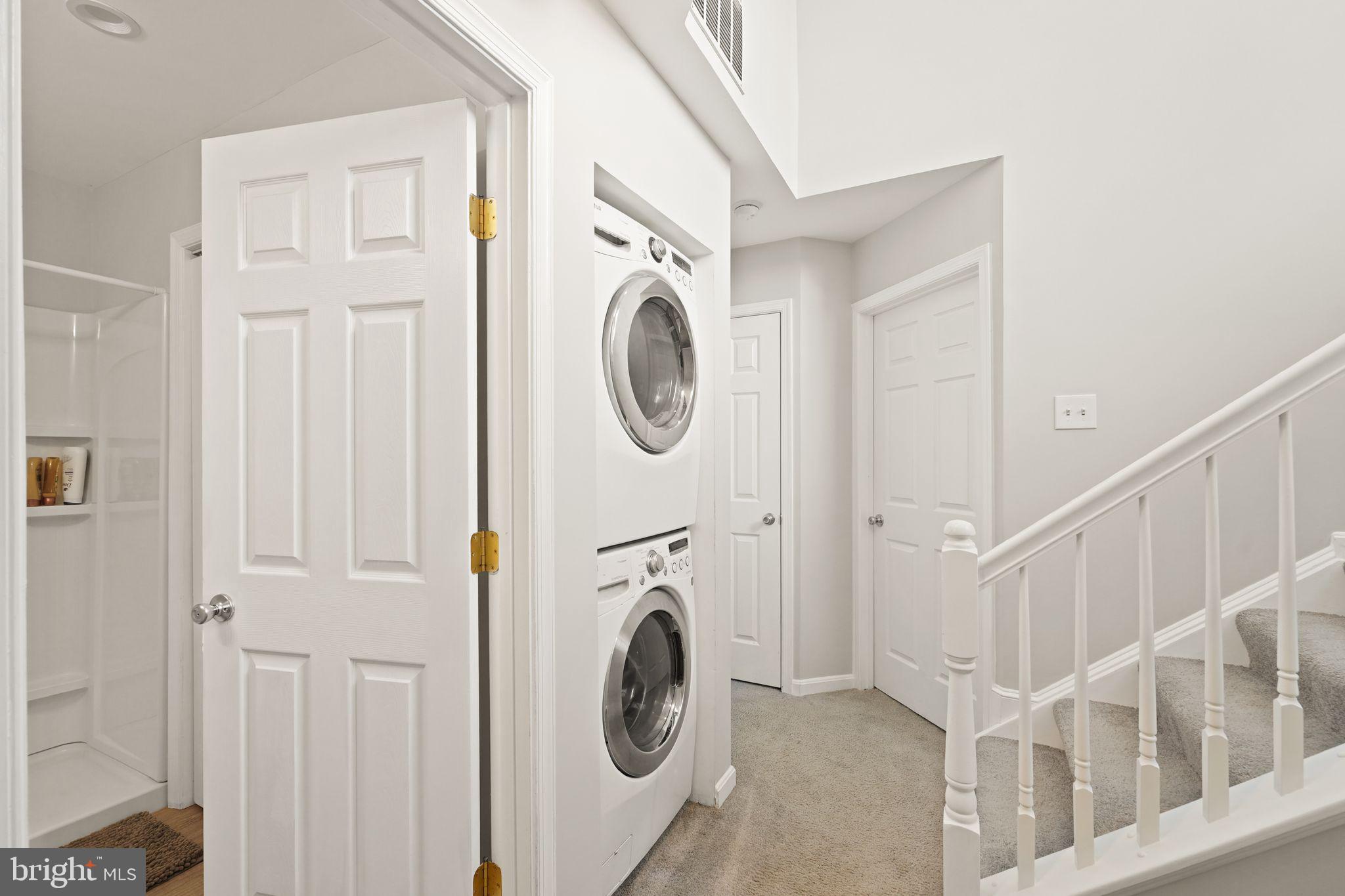 PARKSIDE AT ASHBURN - Residential