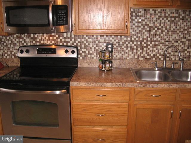 BROOKWOOD - Residential