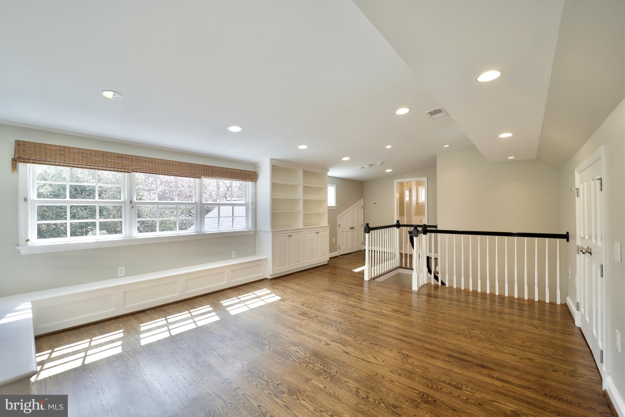 SUMNER - Residential