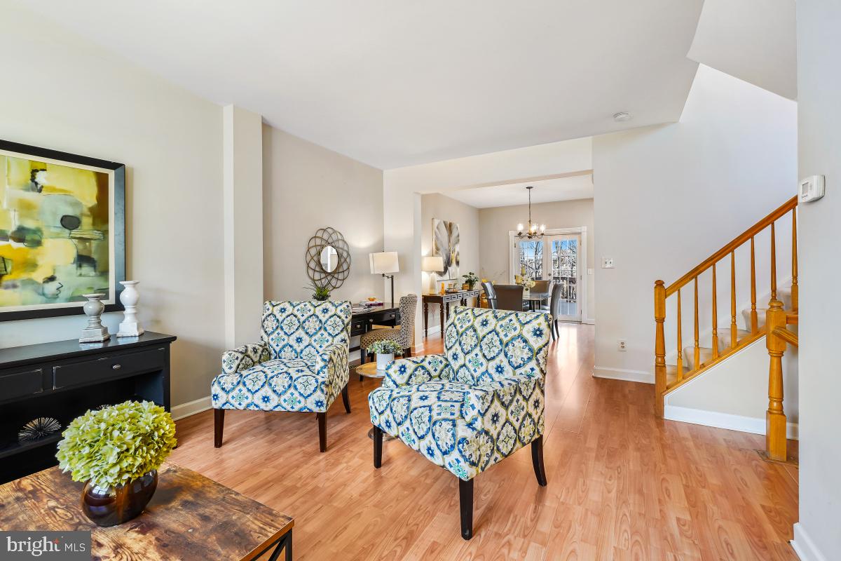 POTOMAC LAKES - Residential