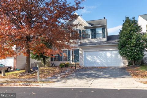 Homes For Rent - 6758 Sutton Oaks Way<br/> GAINESVILLE, VA 20155