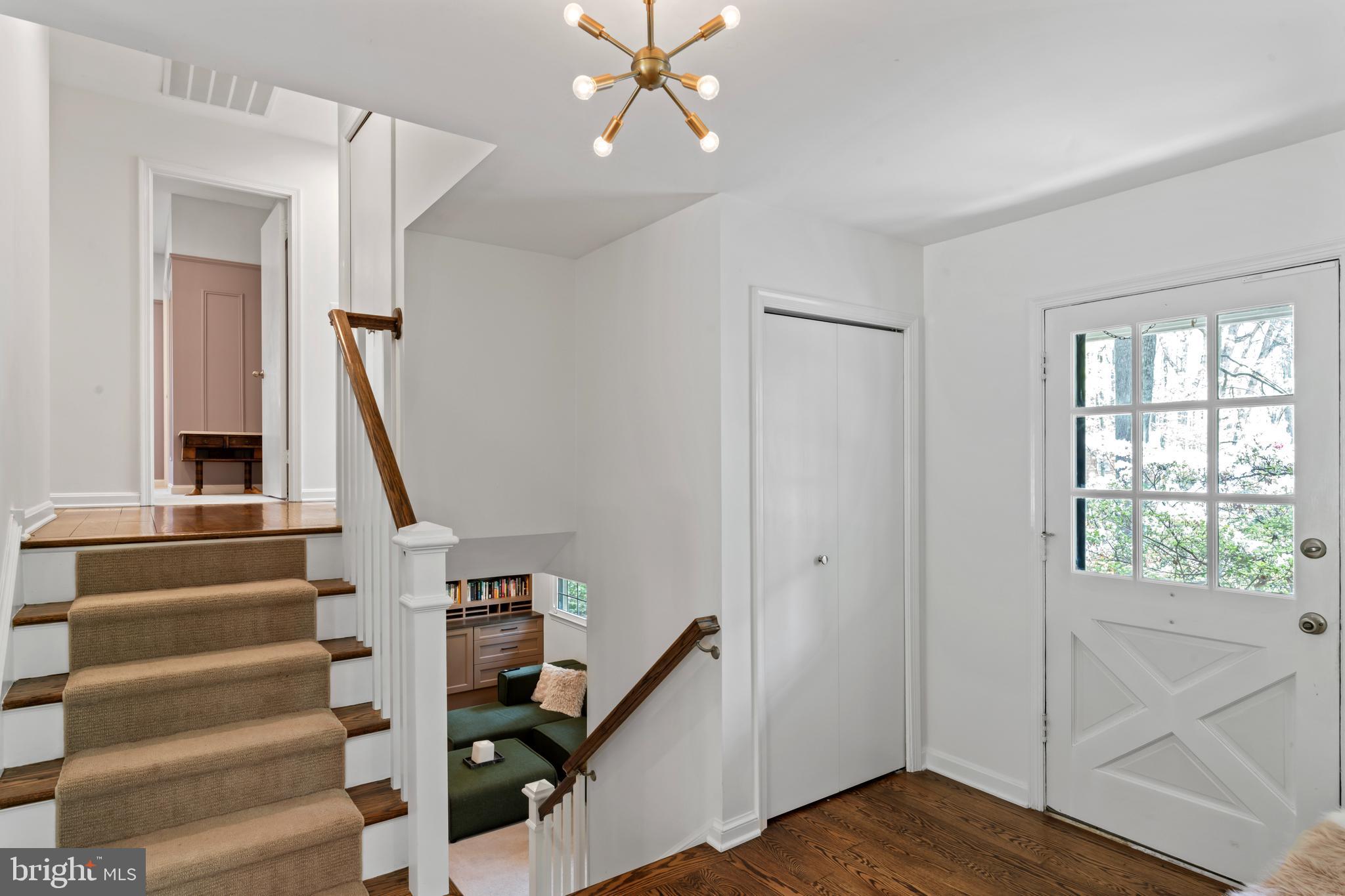 RESTON - Residential