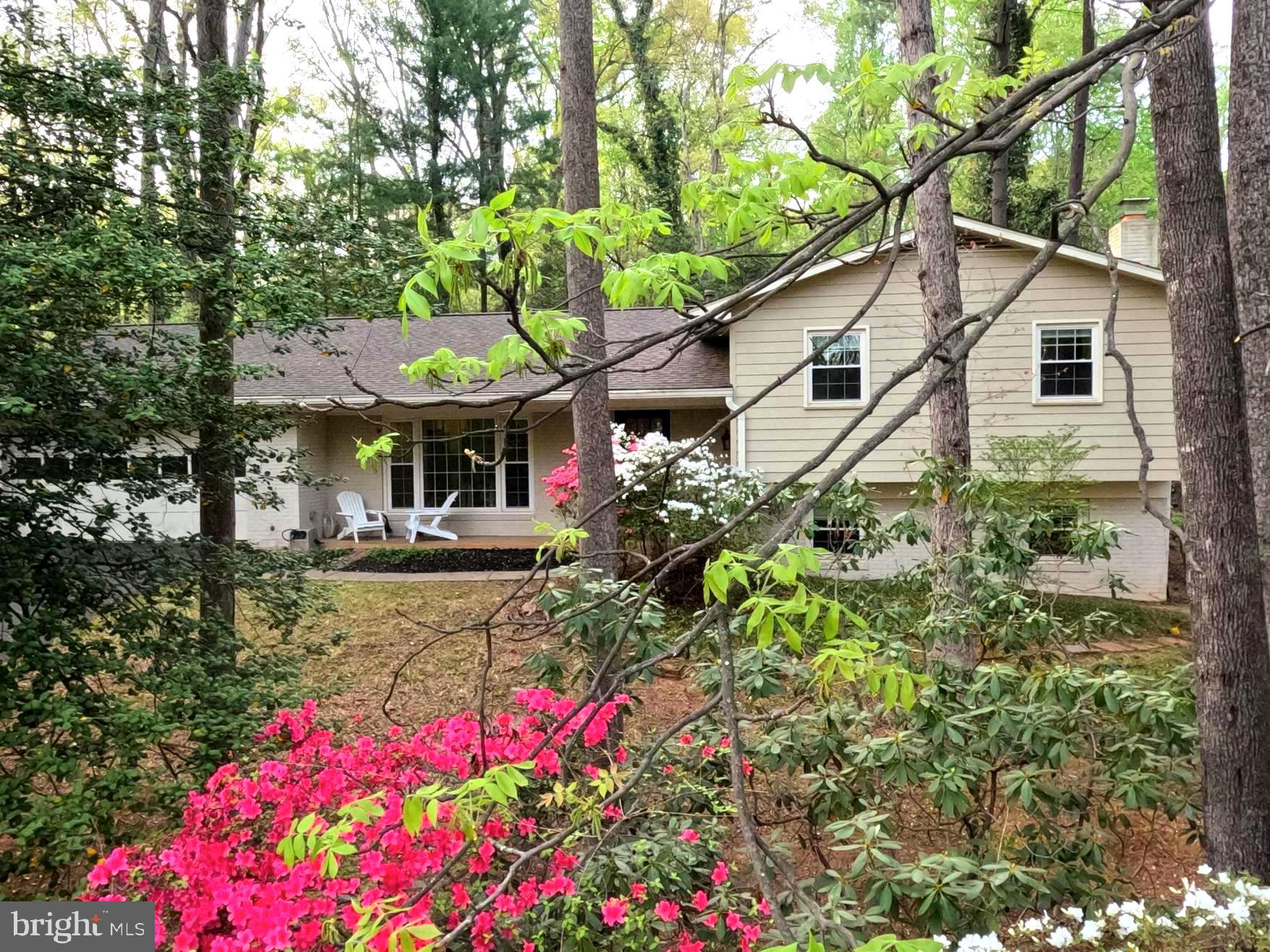 RESTON - Residential