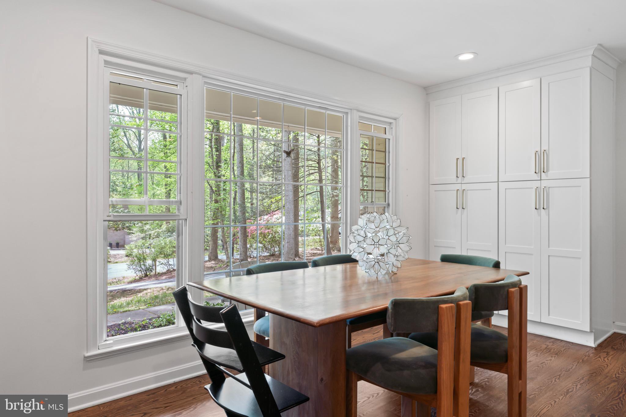 RESTON - Residential