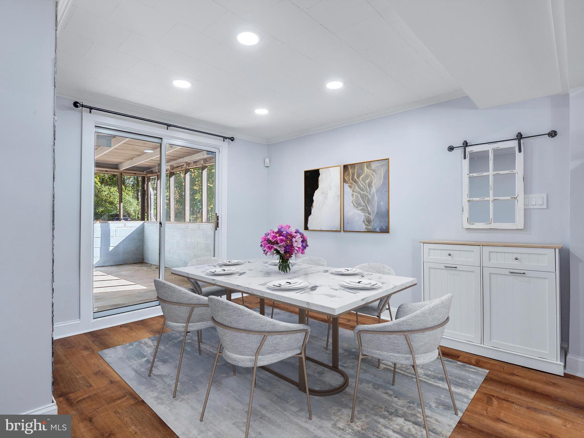 BEAUTY BEACH - Residential Lease