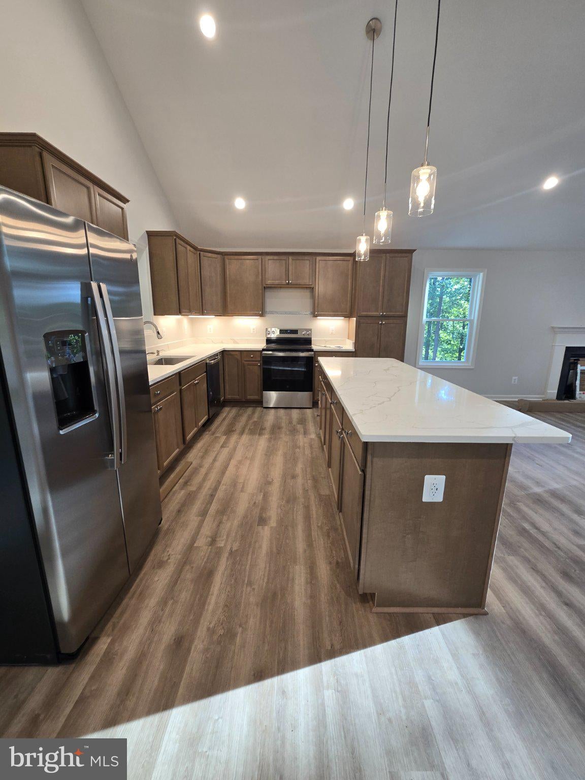 327 WOODPECKER WAY