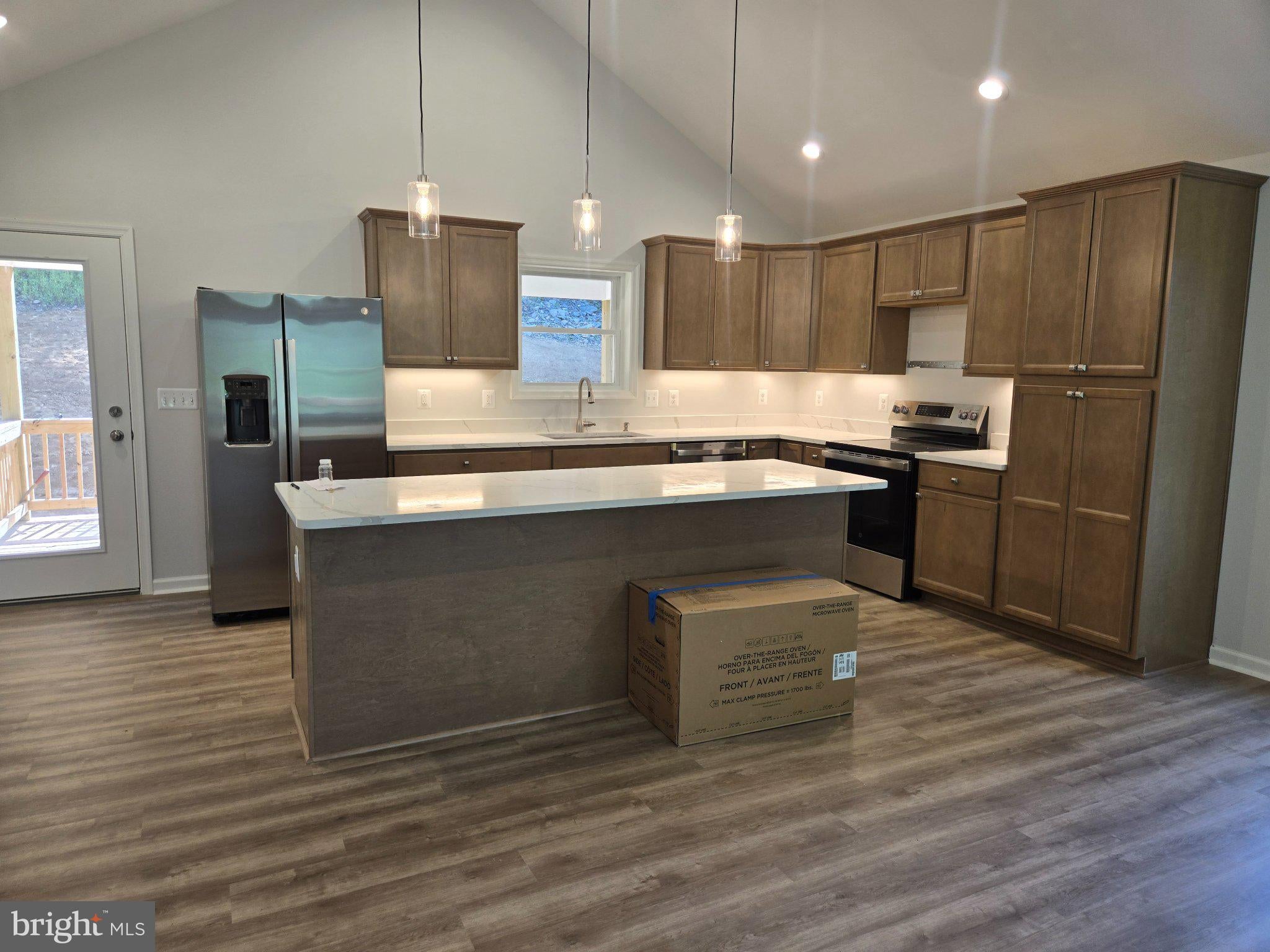 327 WOODPECKER WAY