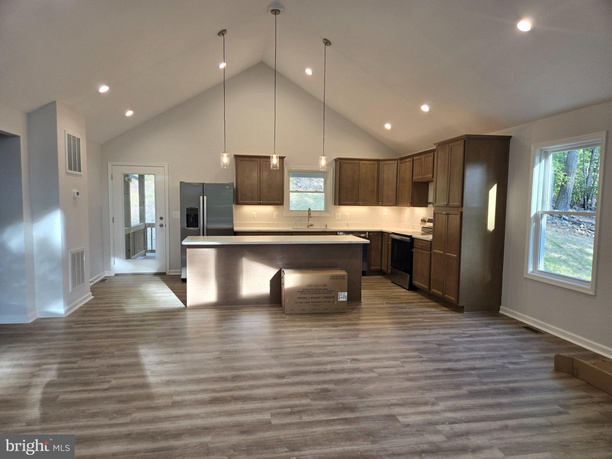 327 WOODPECKER WAY